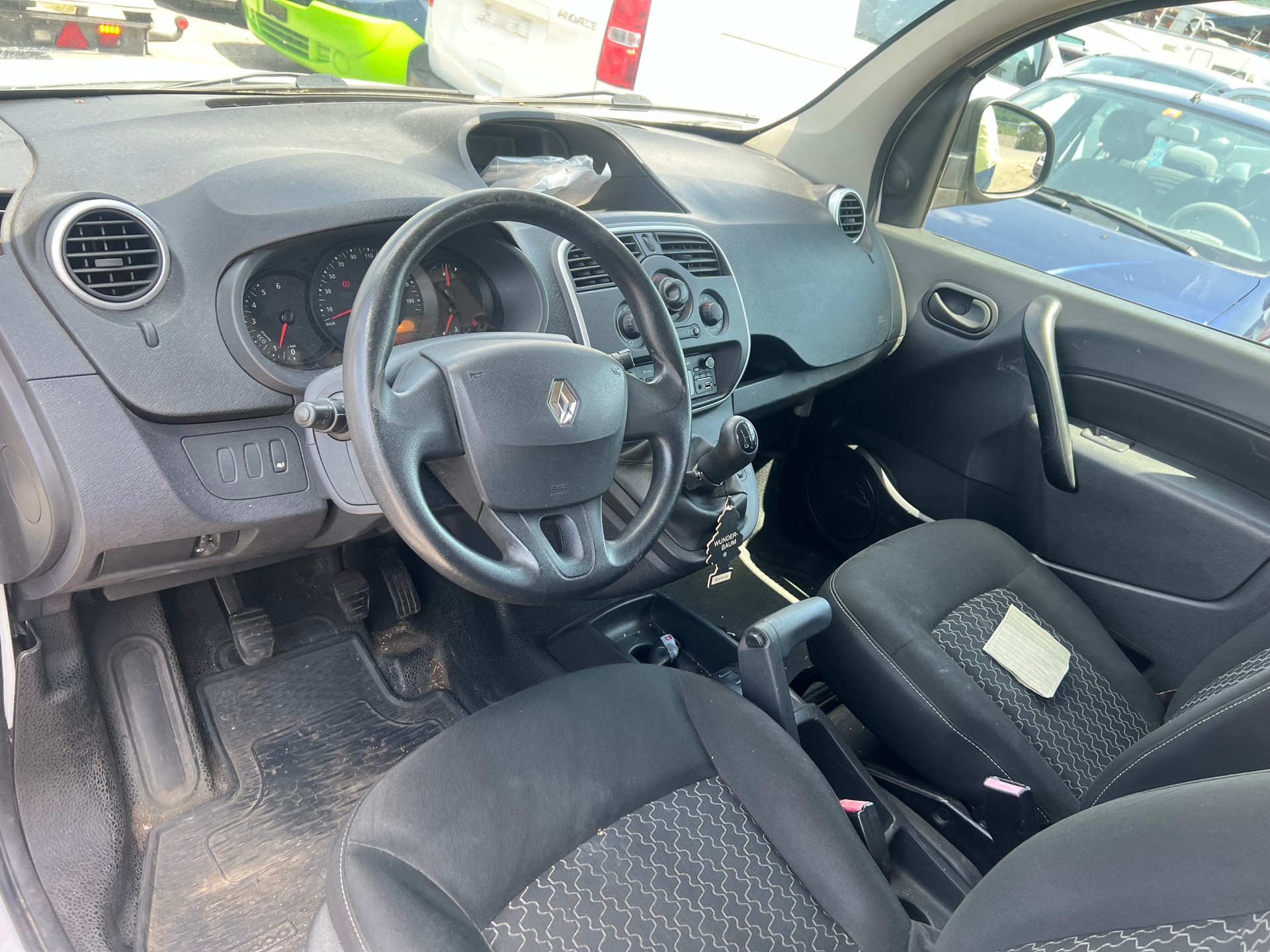 RENAULT Kangoo Maxi dCi 90 Access 2 Plätze / 2 places-image-8
