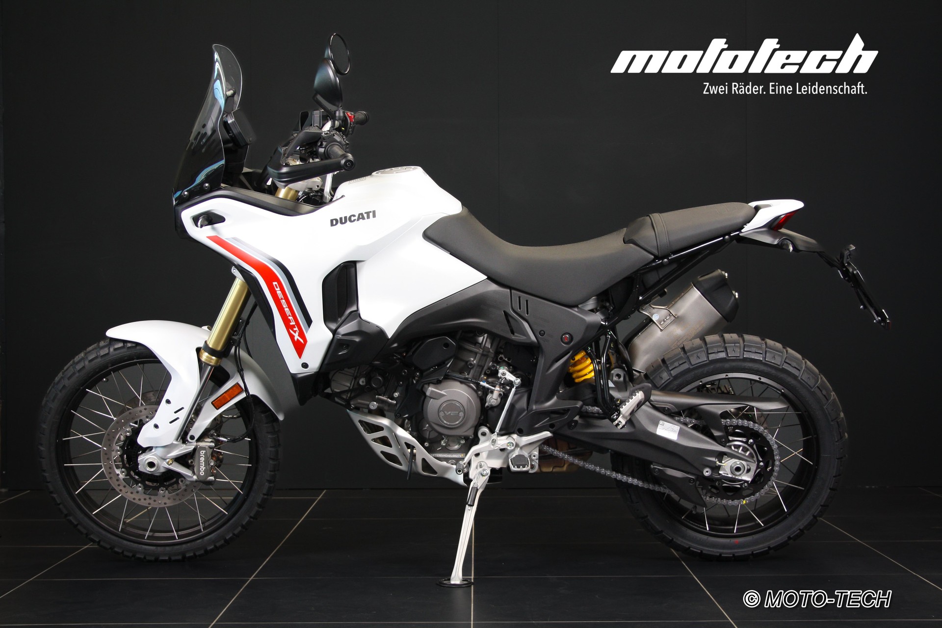 DUCATI Desert X MY26-image-4