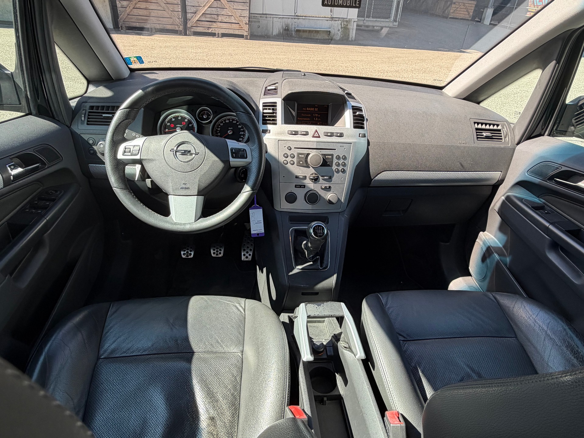 OPEL Zafira 2.0i 16V T Sport-image-7