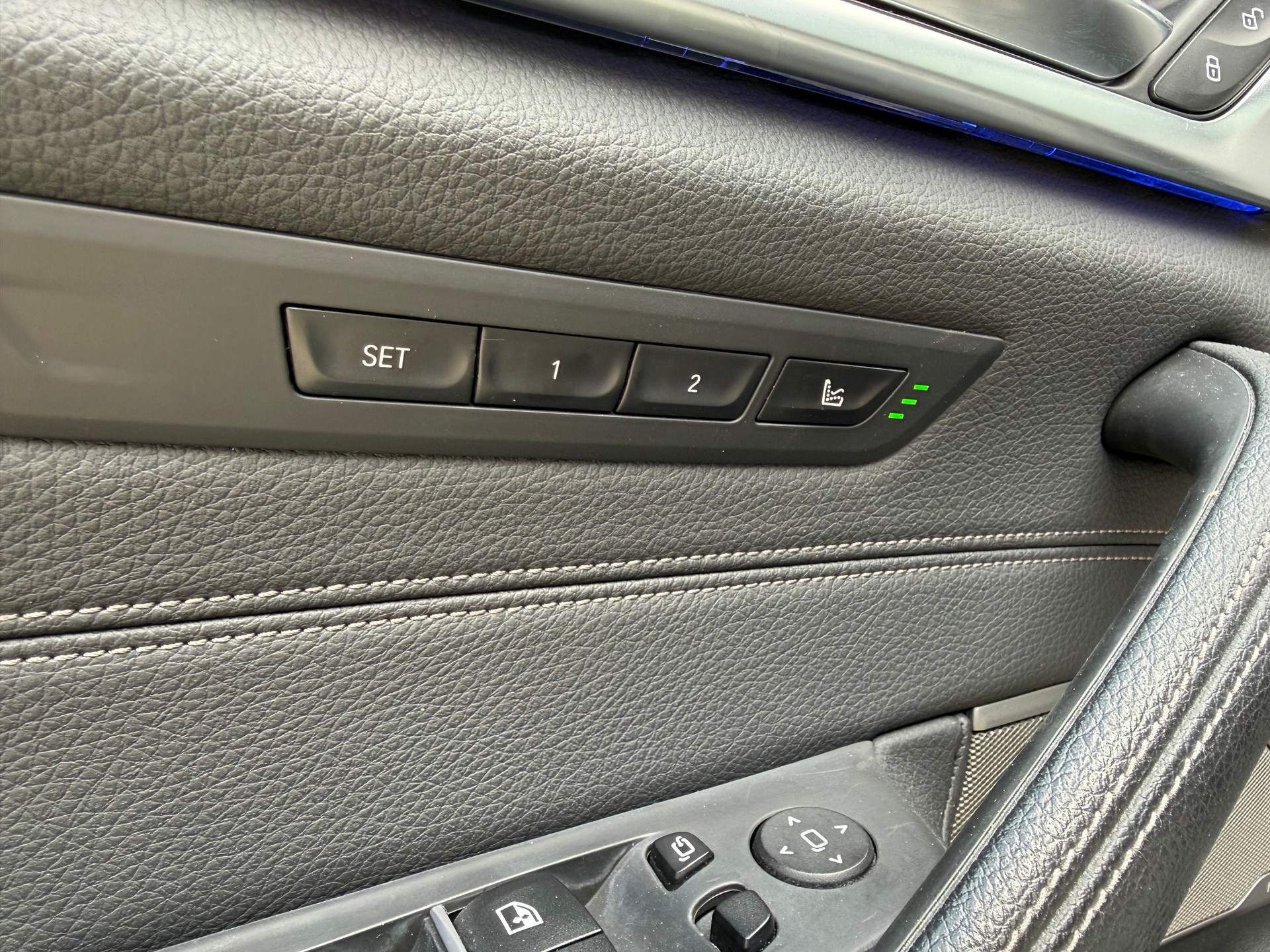 BMW M550d xDrive Touring Steptronic-image-10