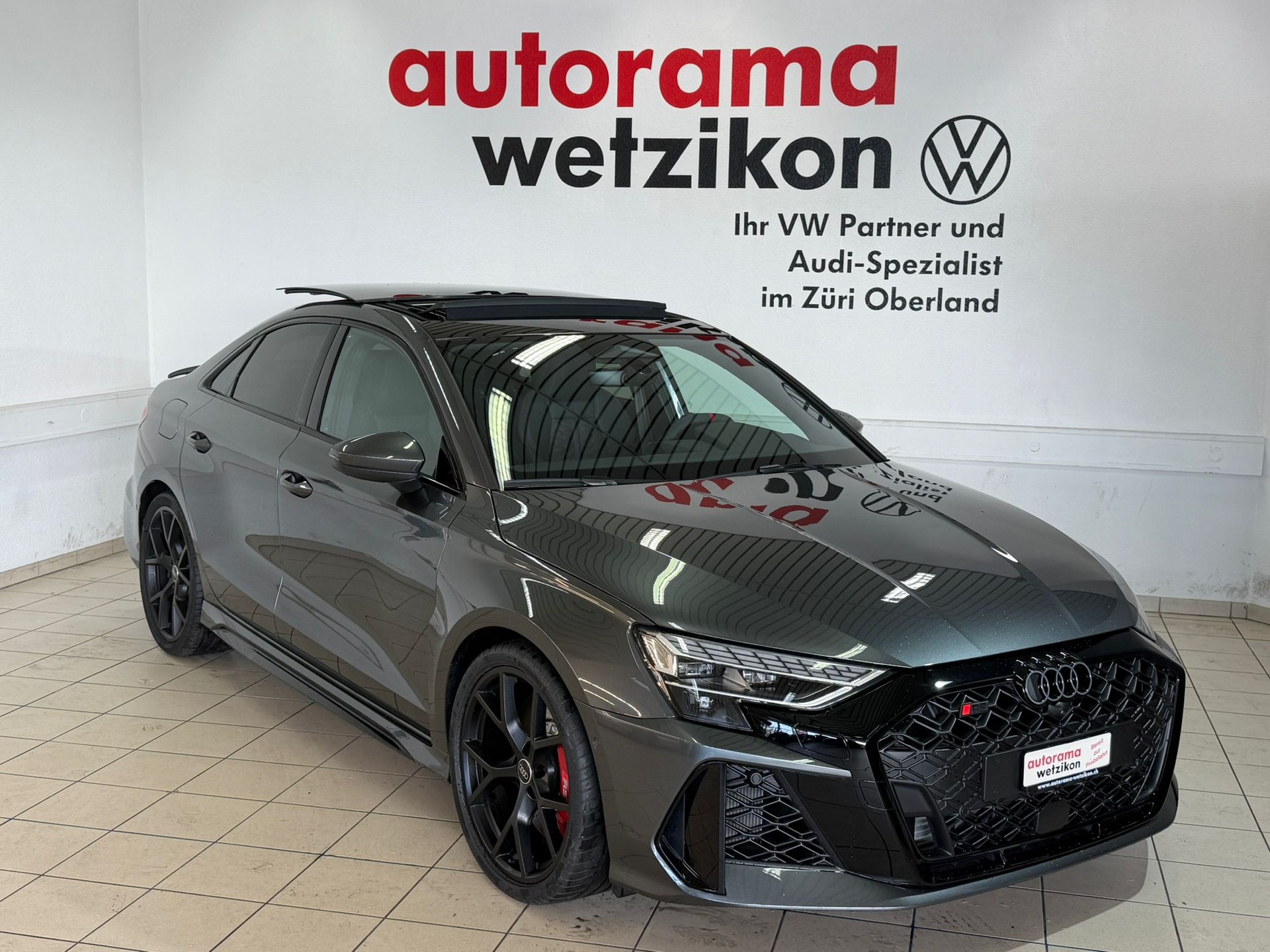 AUDI RS3 Limousine 2.5 TSI quattro S-tronic