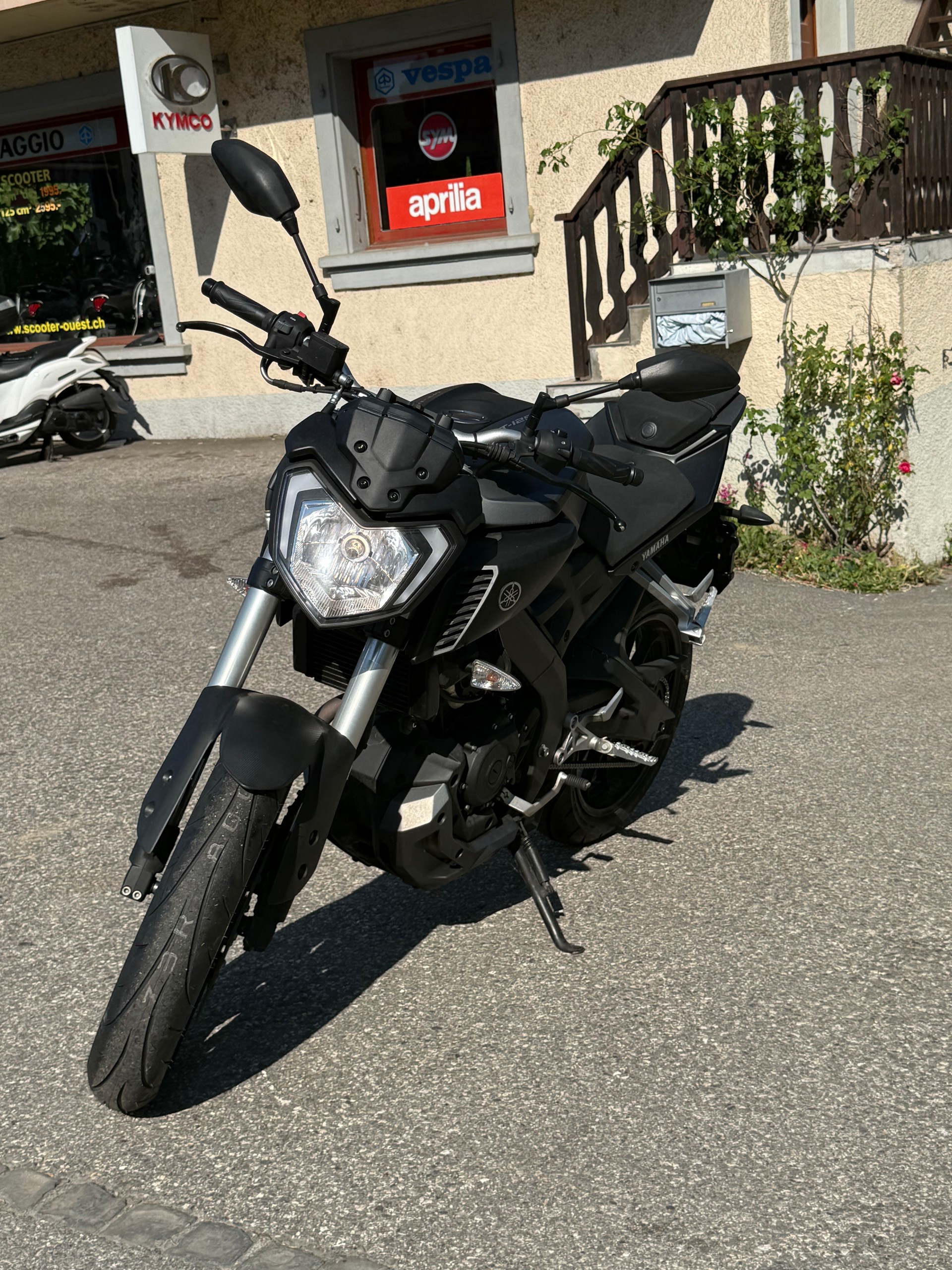 YAMAHA MT-125 ABS-image-0