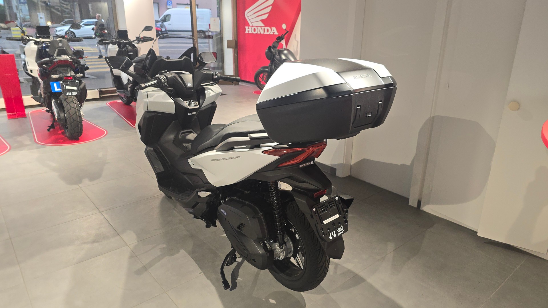 HONDA Nss 125 Forza Smart TopBox-image-5