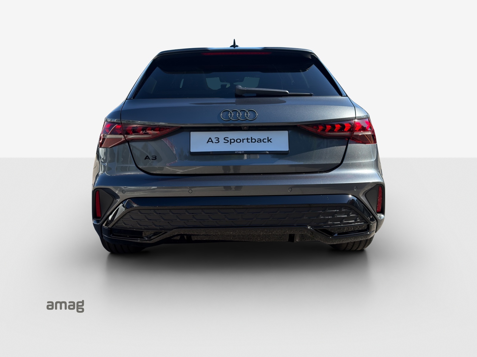 AUDI A3 Sportback TFSI 110 kW S line Attraction S tronic-showroom-element-3