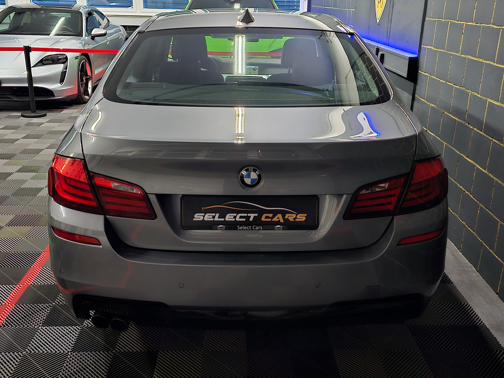 BMW 523i Steptronic-image-7