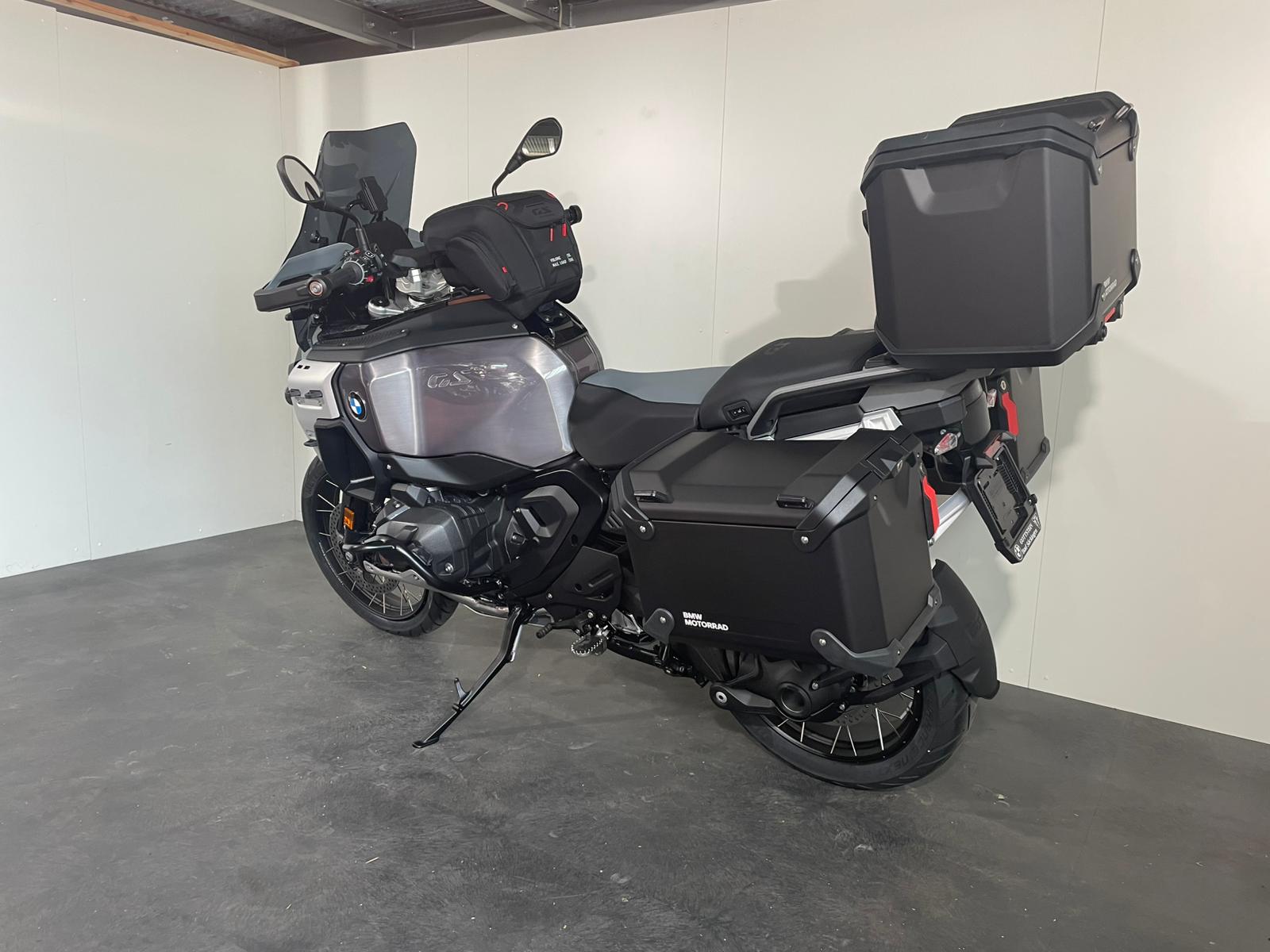 BMW R 1300 GS Adventure-image-3