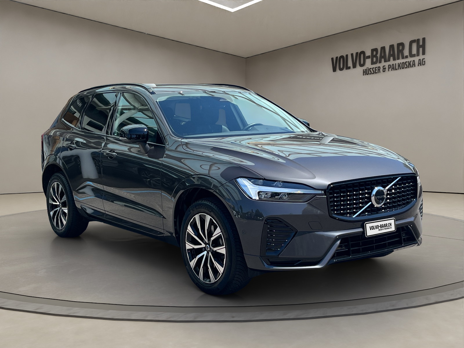 VOLVO XC60 2.0 B5 MH Plus Dark AWD-image-6