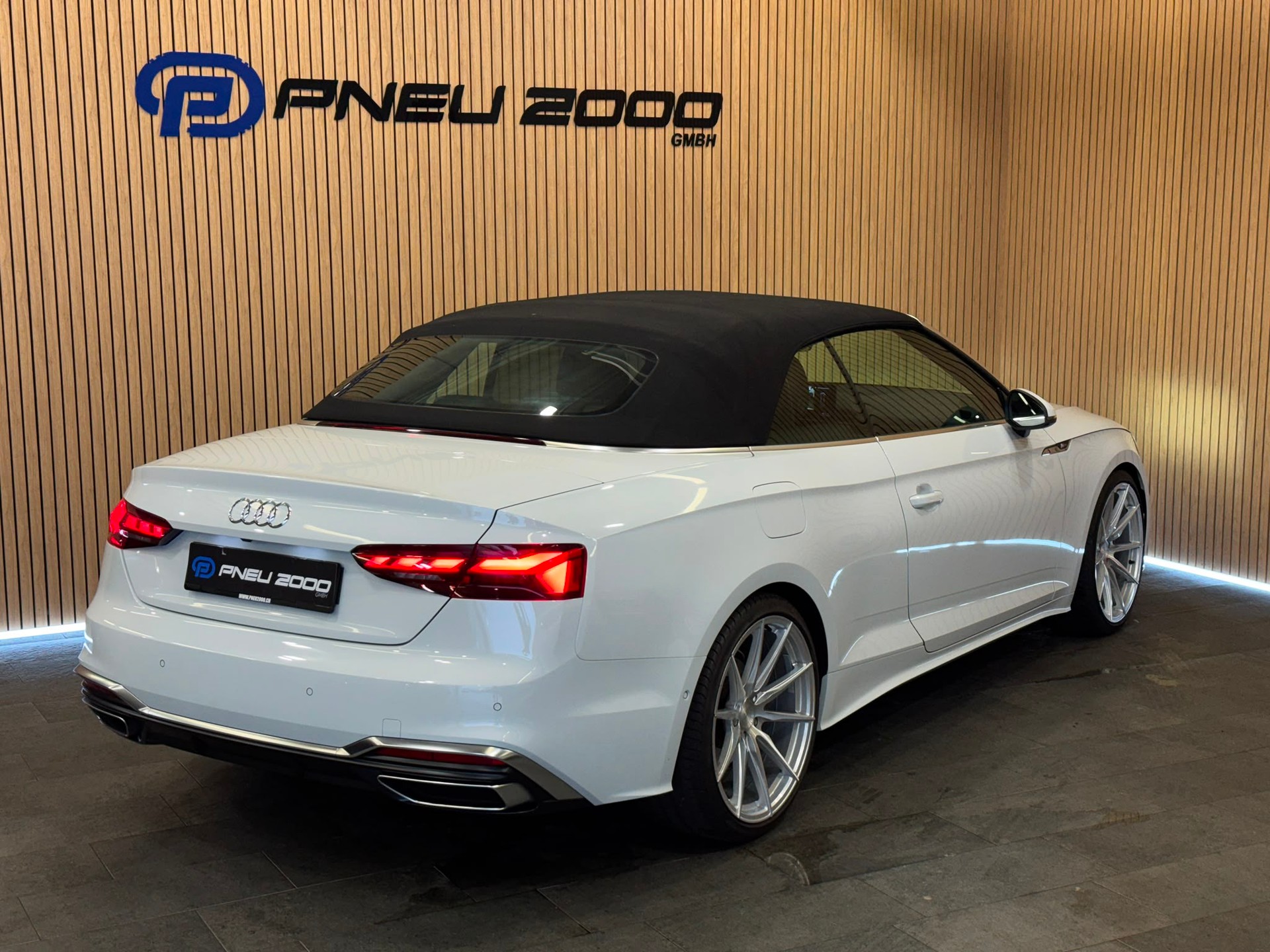 AUDI A5 Cabriolet 40 TDI S-Line S-tronic-image-9