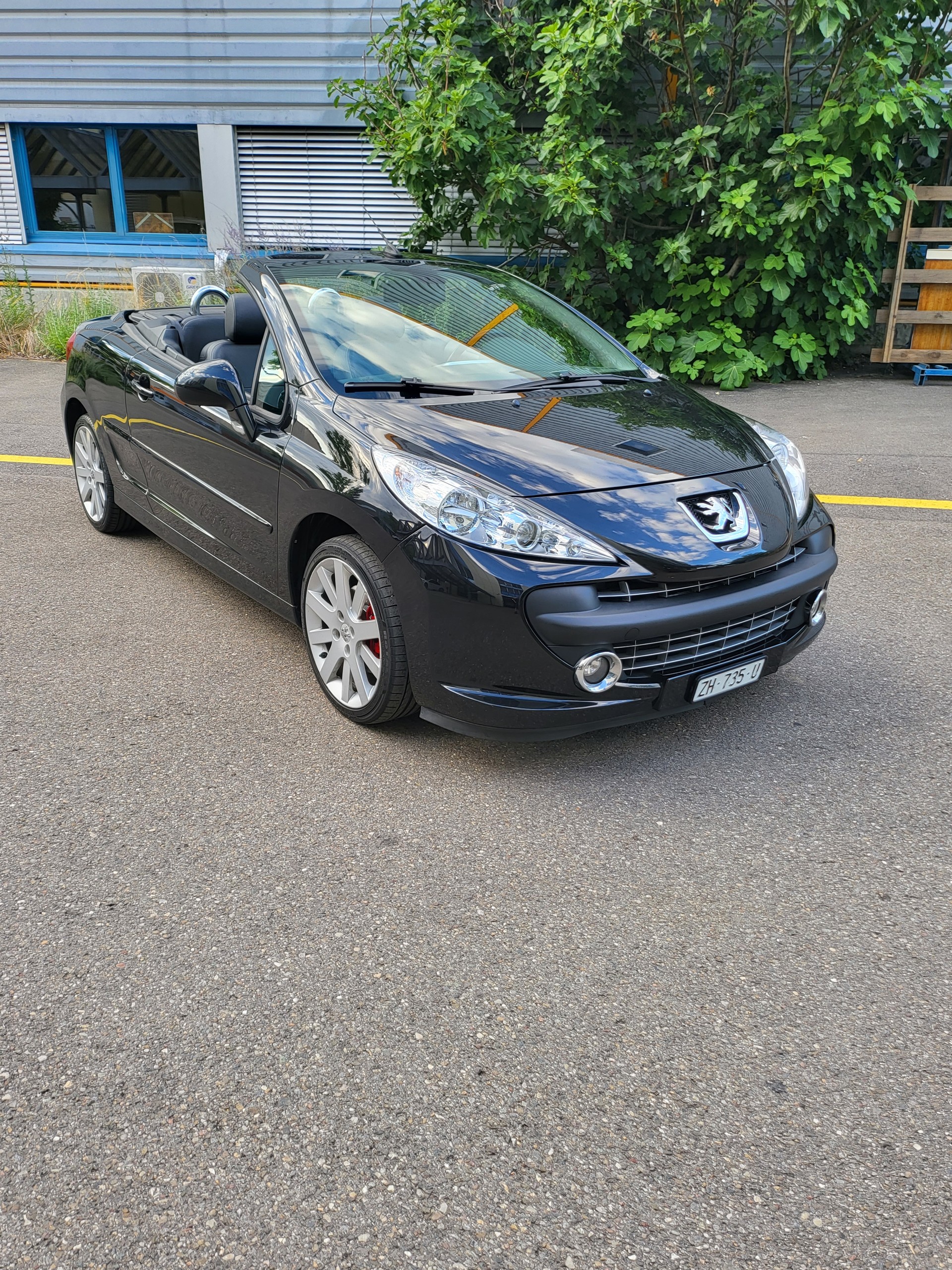 PEUGEOT 207 CC 1.6 16V Turbo Sport