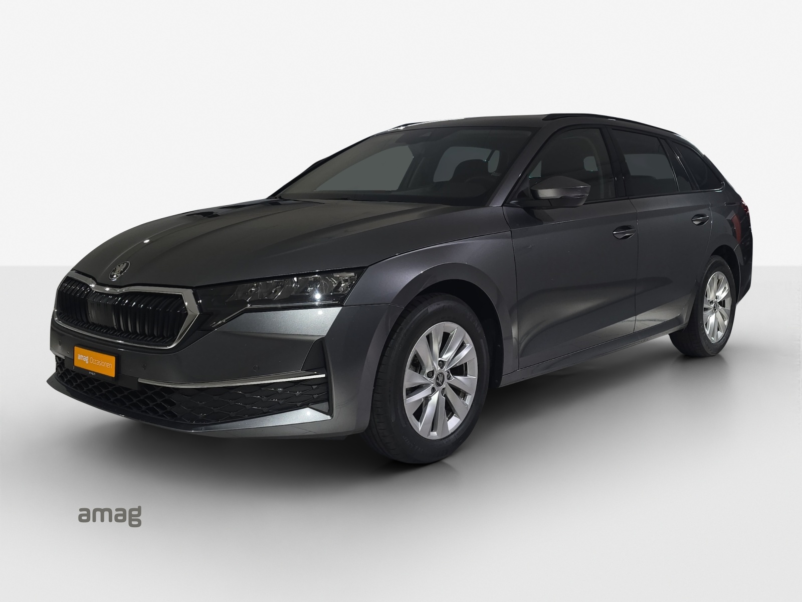 SKODA Octavia Combi 1.5 TSI mHEV DSG Dynamic