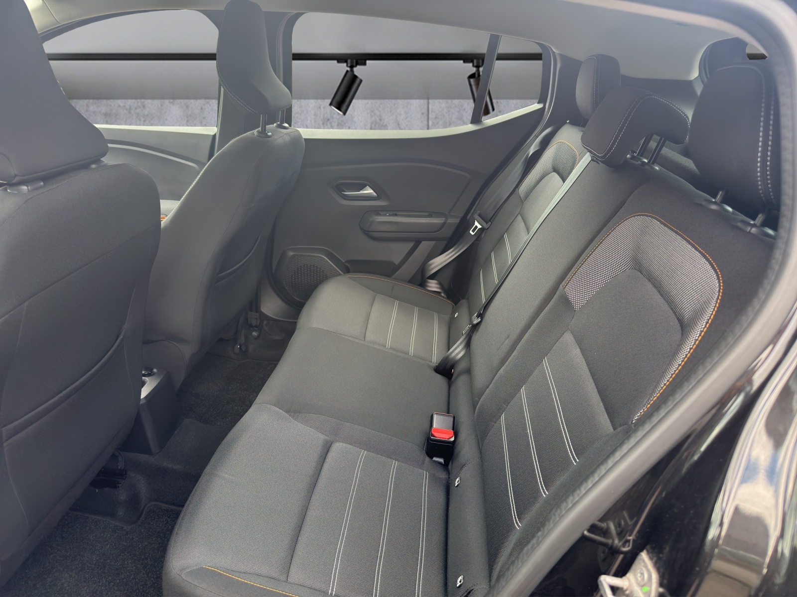 DACIA Sandero Stepway TCe 90 Comfort-image-10