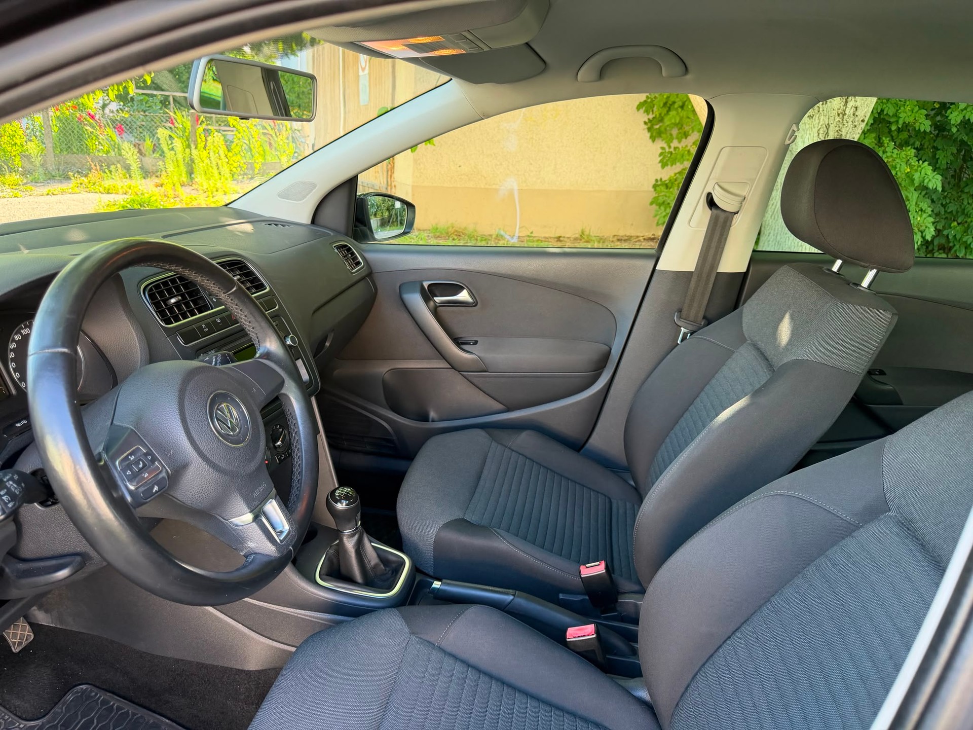 VW Polo 1.2 TSI Comfortline-image-11