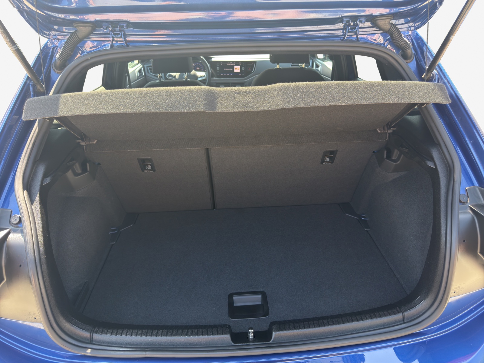 VW Polo 1.0 TSI R-Line DSG-image-12
