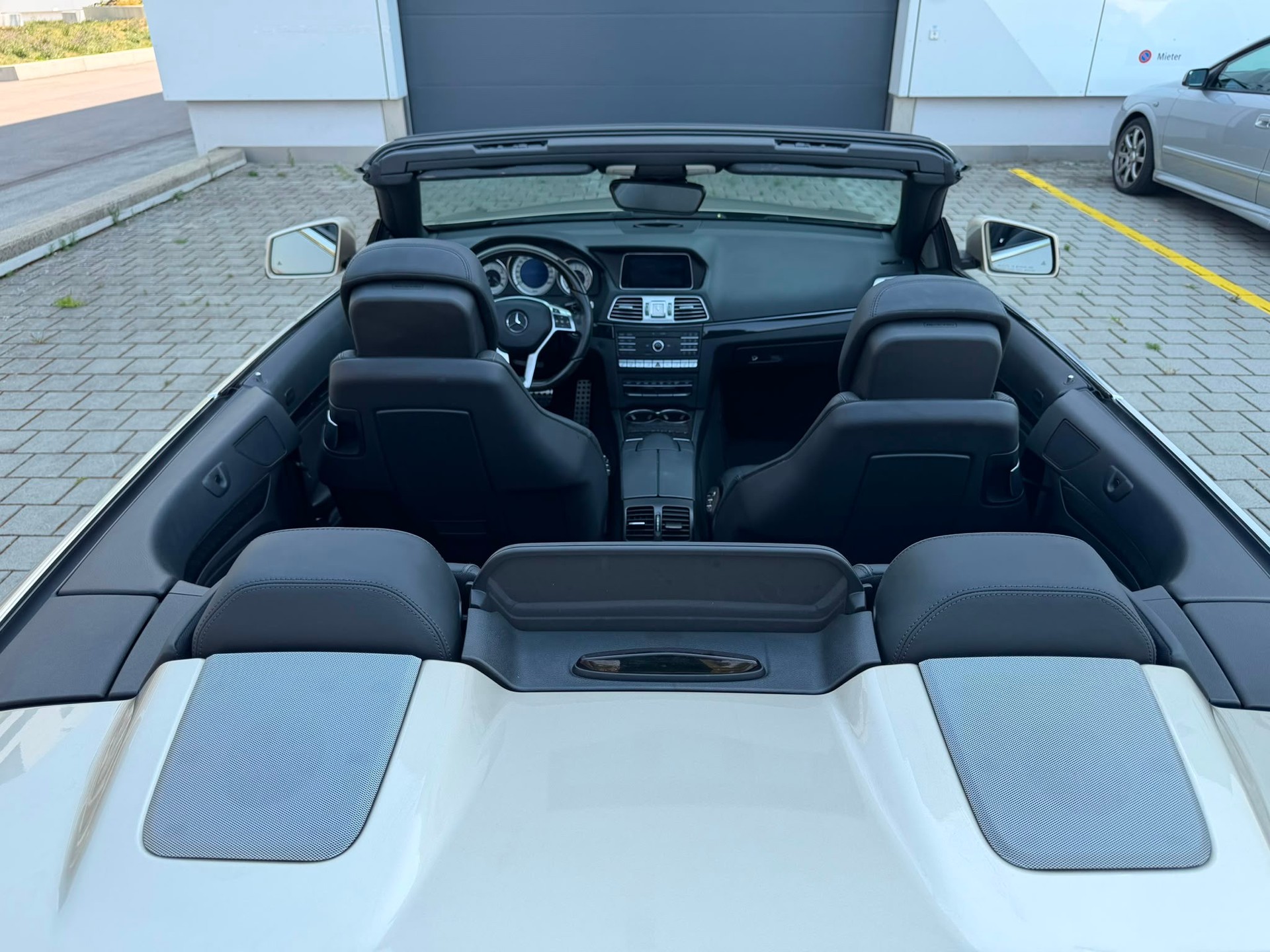 MERCEDES-BENZ E 500 V8 Edition 7G-Tronic-image-12