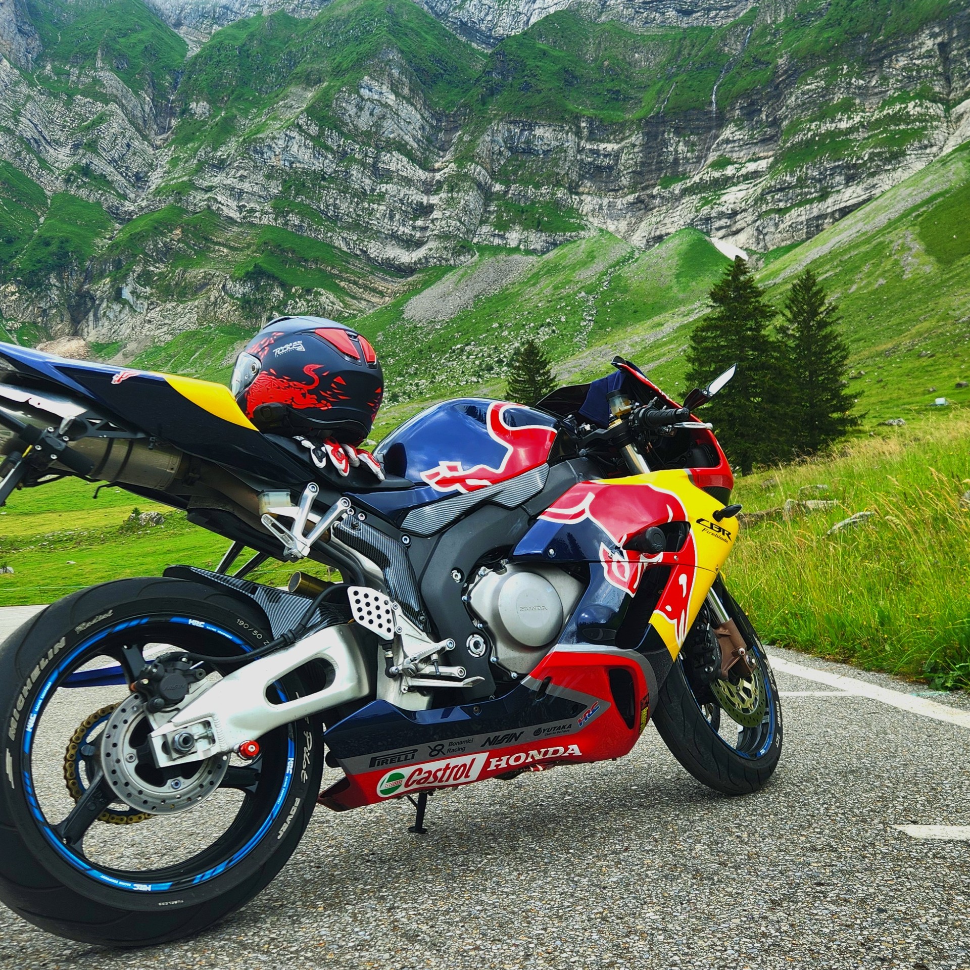 HONDA CBR 1000 RR-image-4