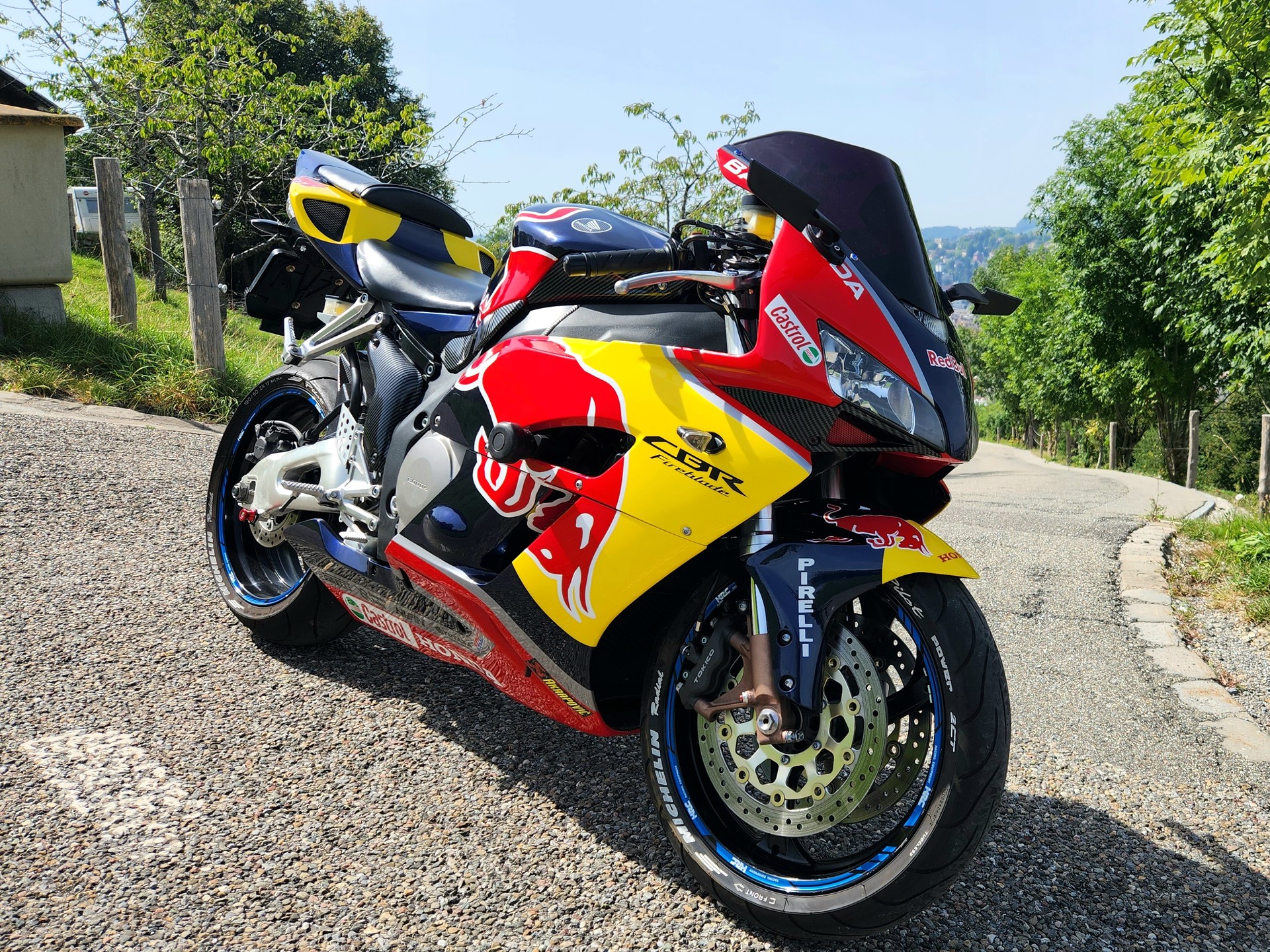 HONDA CBR 1000 RR-image-0