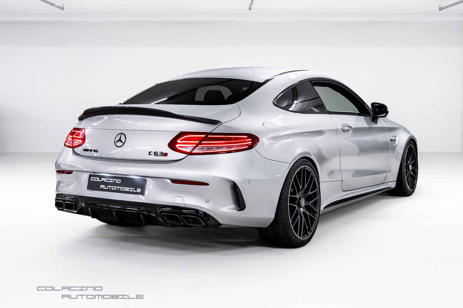 MERCEDES-BENZ C 63 S AMG Speedshift-showroom-element-1