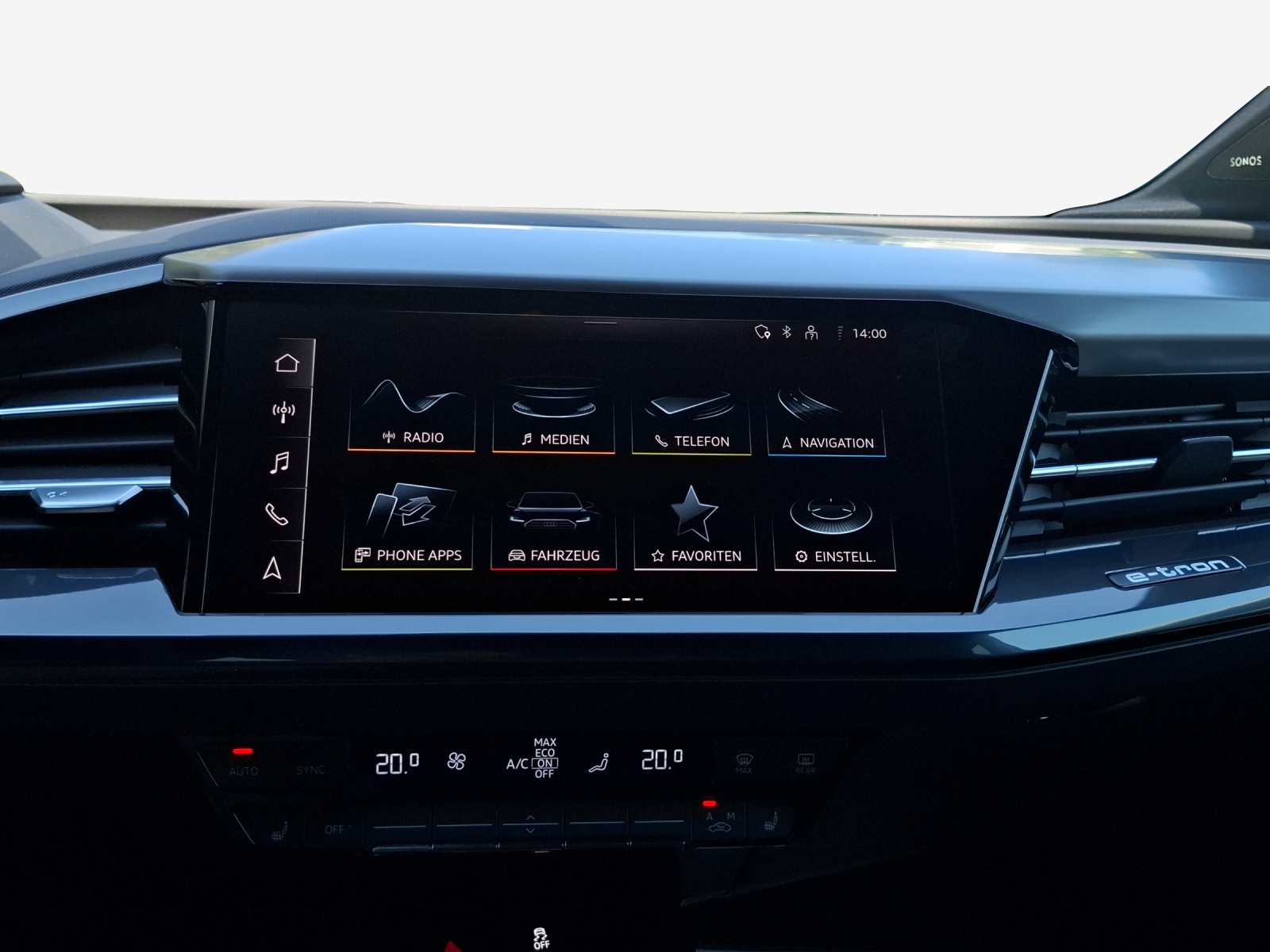 AUDI Q4 e-tron 45 quattro-image-10