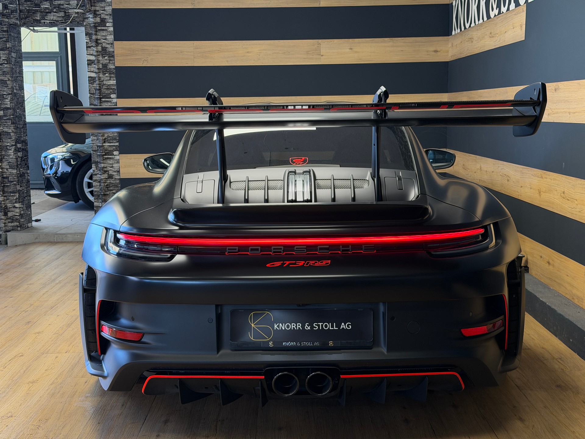 PORSCHE 911 GT3 RS-image-6