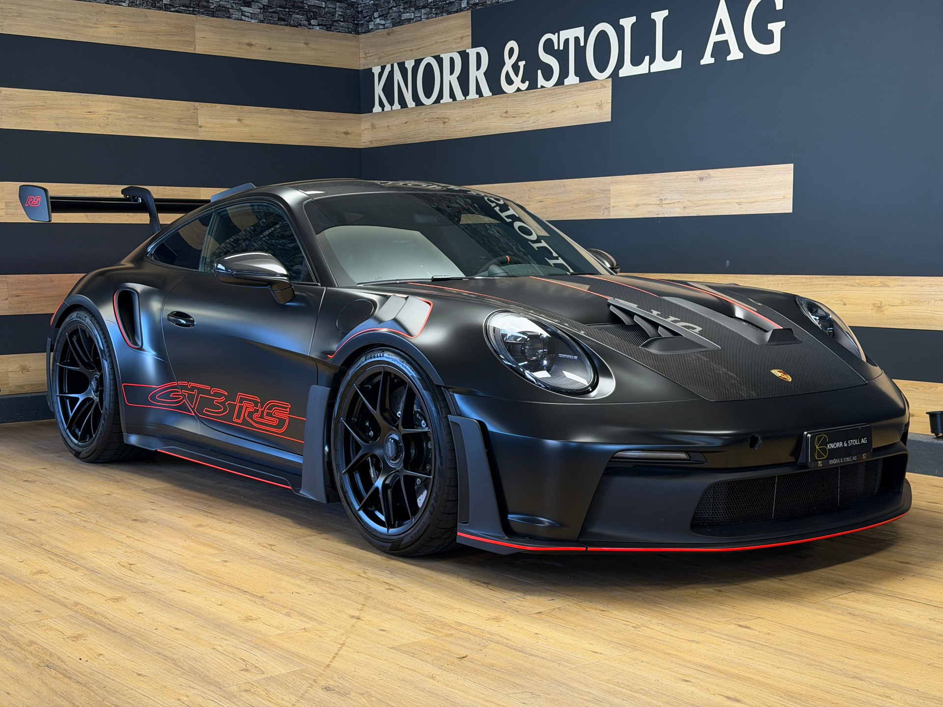PORSCHE 911 GT3 RS-showroom-element-1