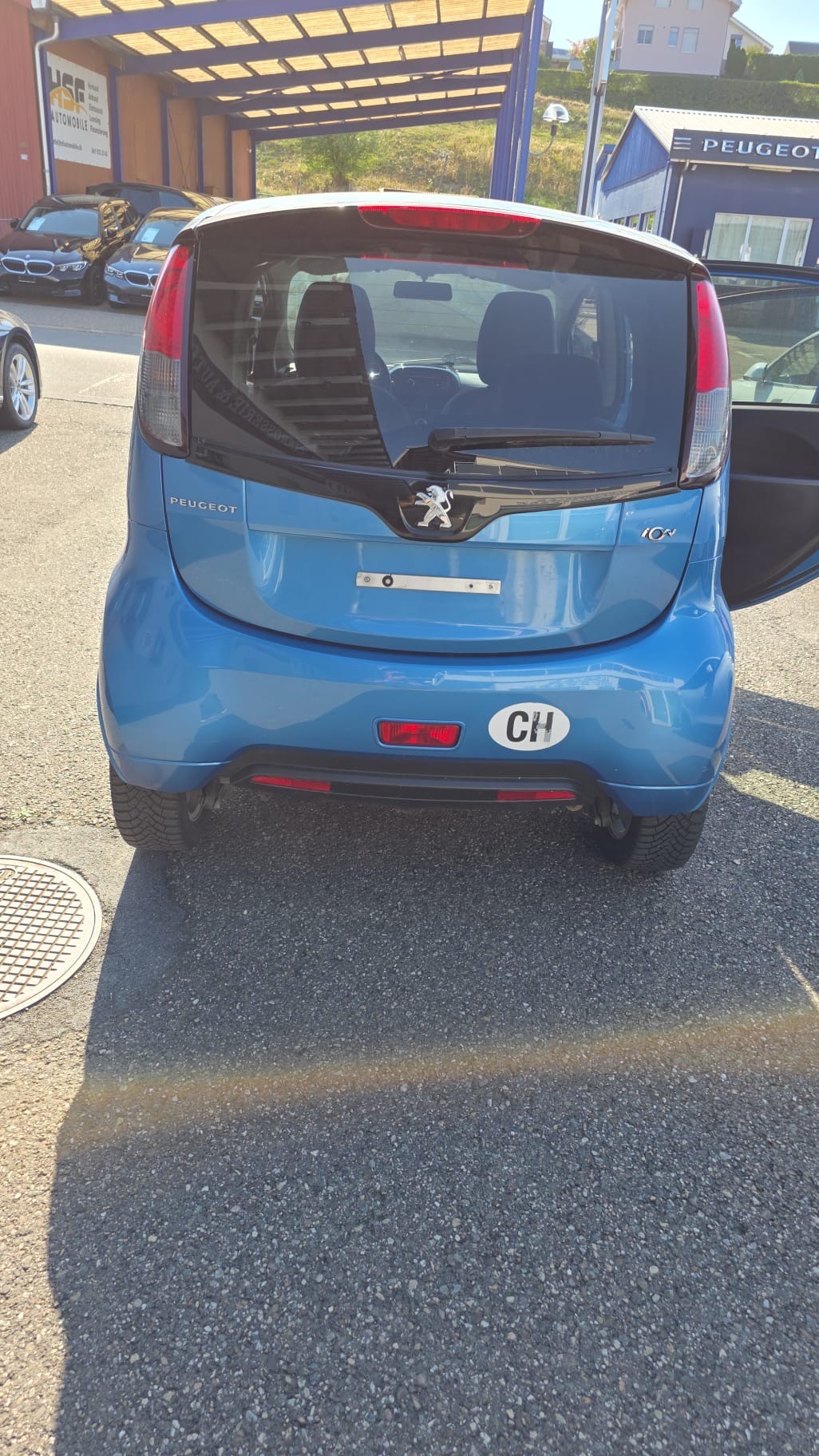 PEUGEOT iON Access-image-6