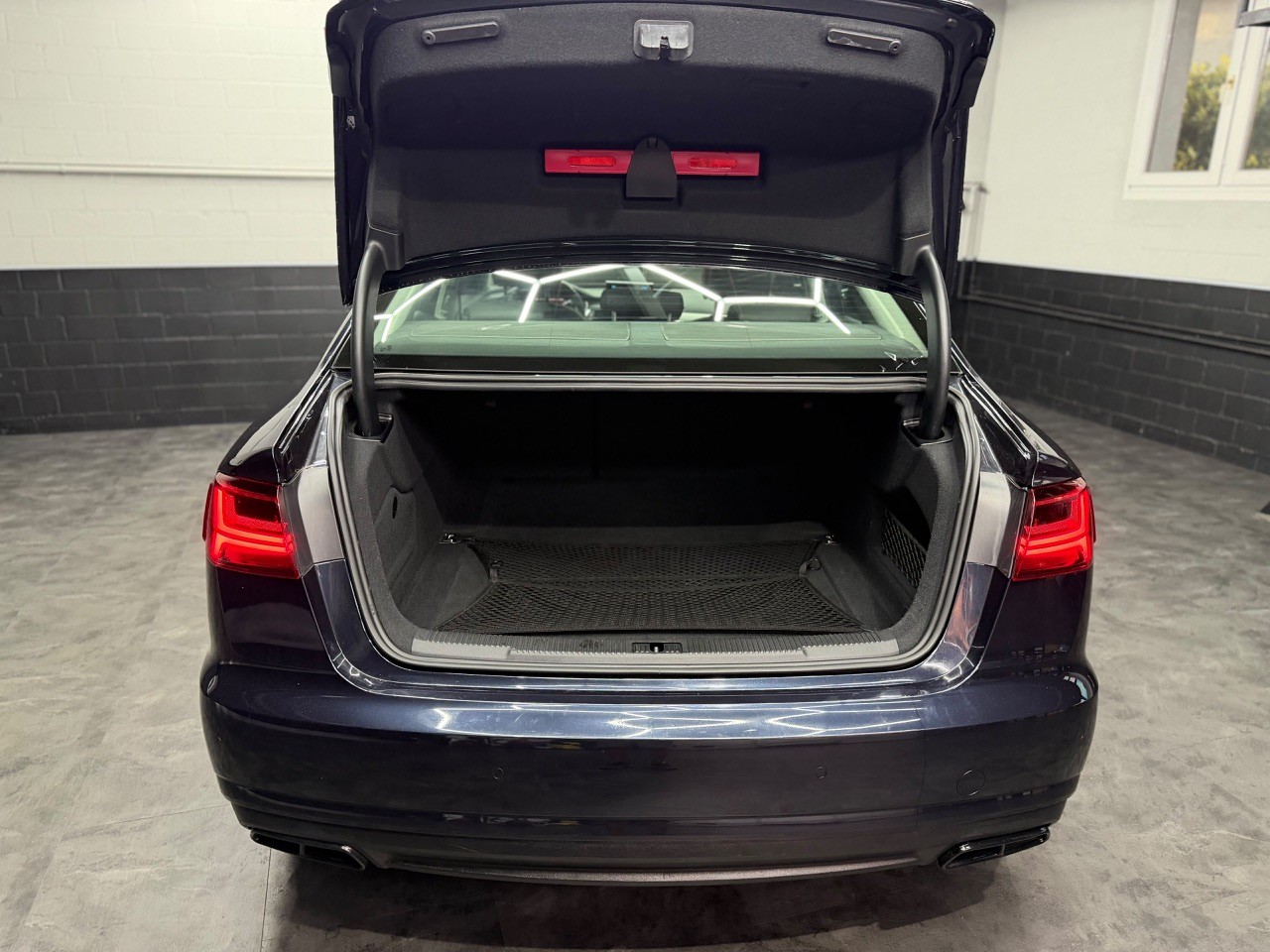 AUDI A6 Limousine 2.0 TDI S-tronic | CH-Auto-image-12