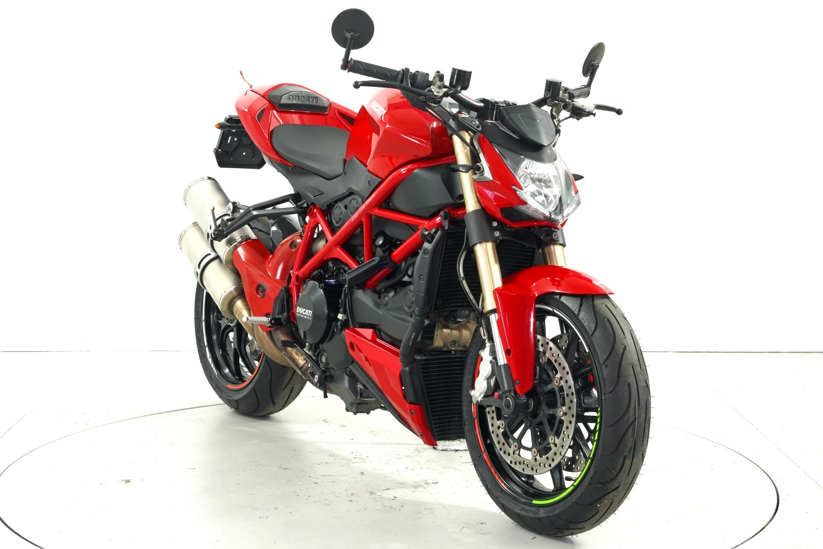 DUCATI Streetfighter 848-image-1