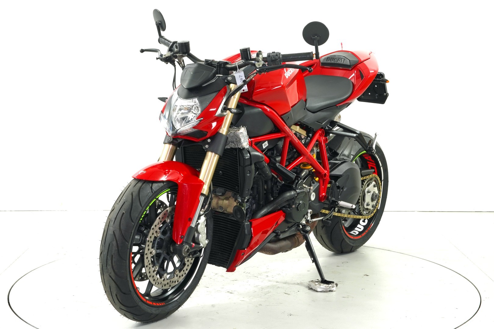 DUCATI Streetfighter 848-image-2