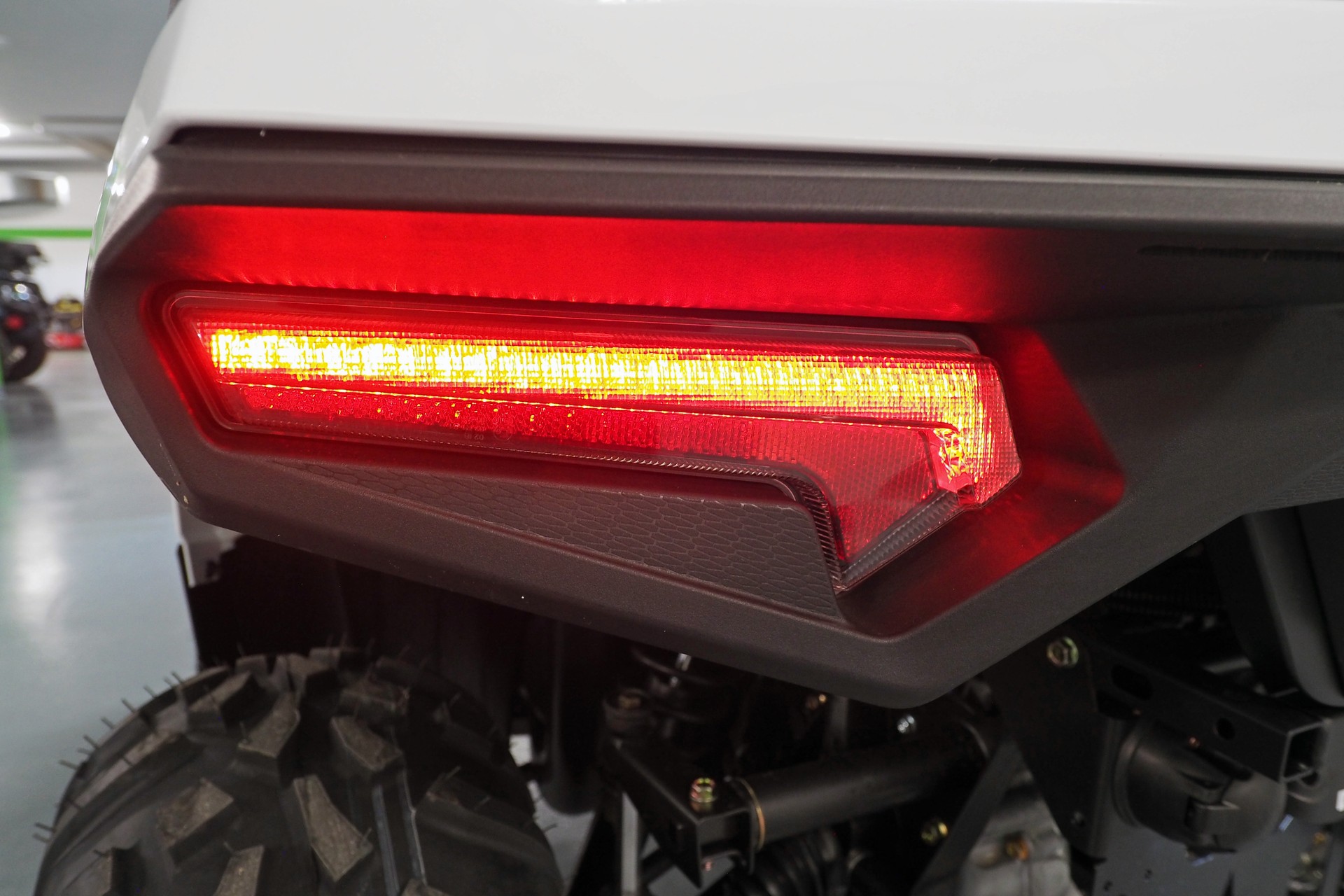 POLARIS Sportsman 570 4x4-image-13
