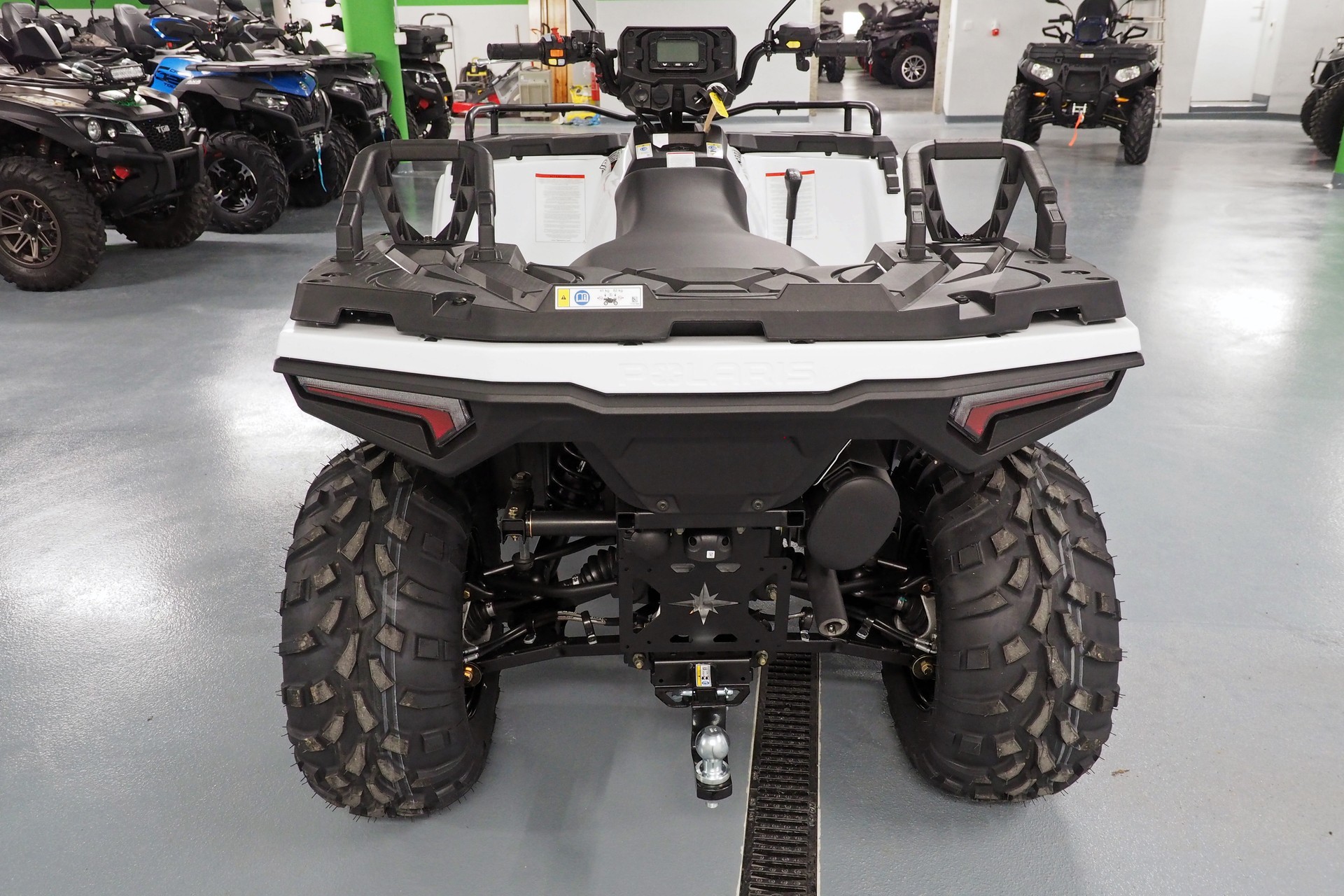 POLARIS Sportsman 570 4x4-image-5