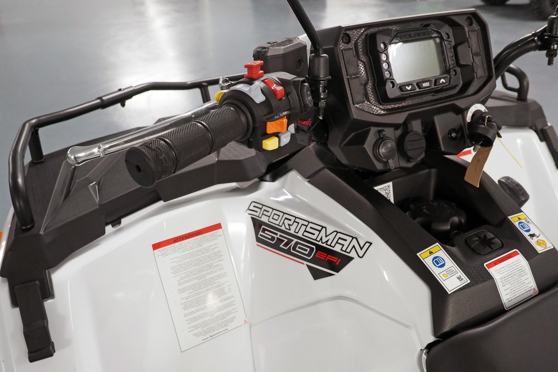 POLARIS Sportsman 570 4x4-image-10