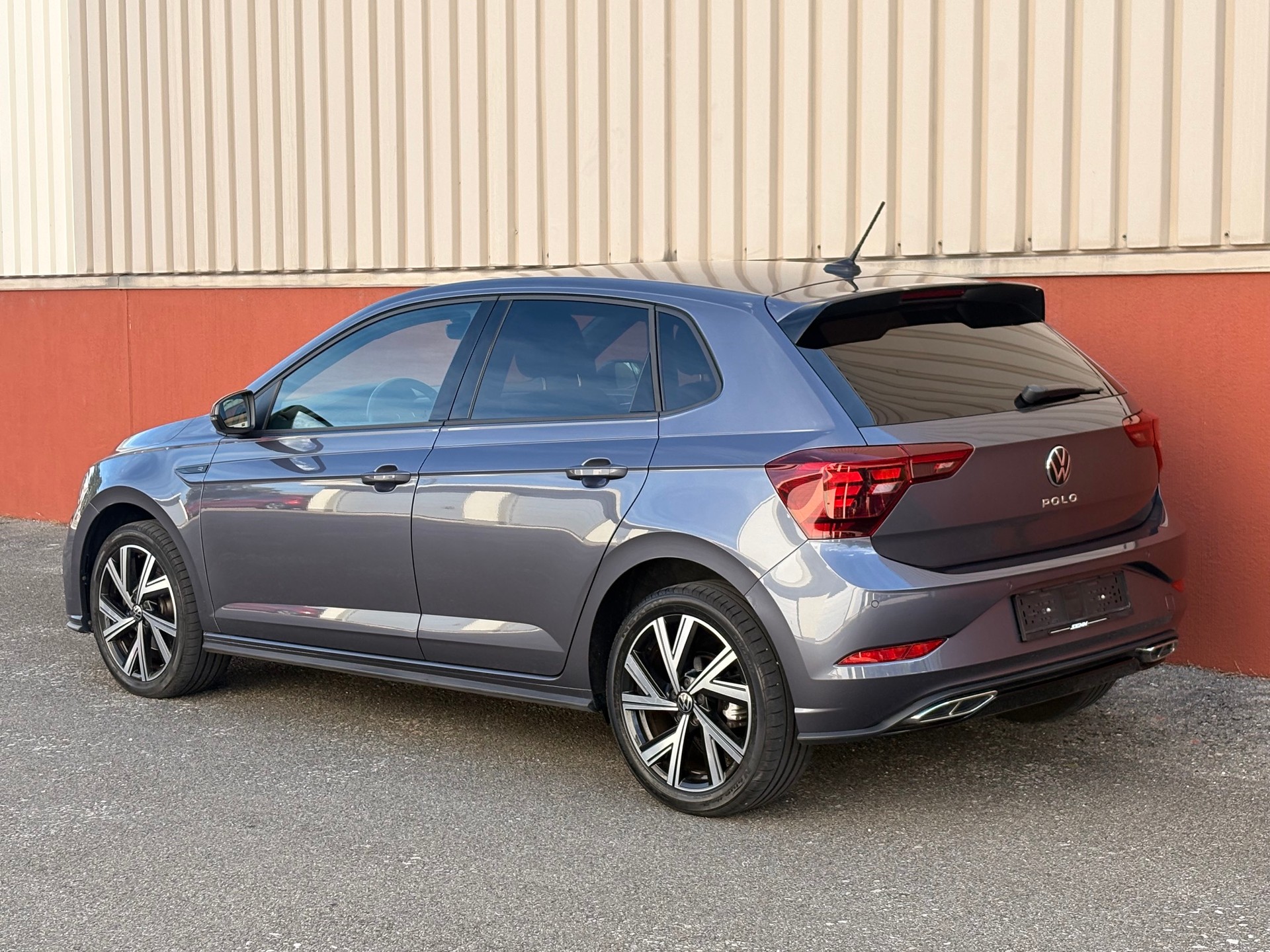 VW Polo 1.0 TSI R-Line DSG-image-3