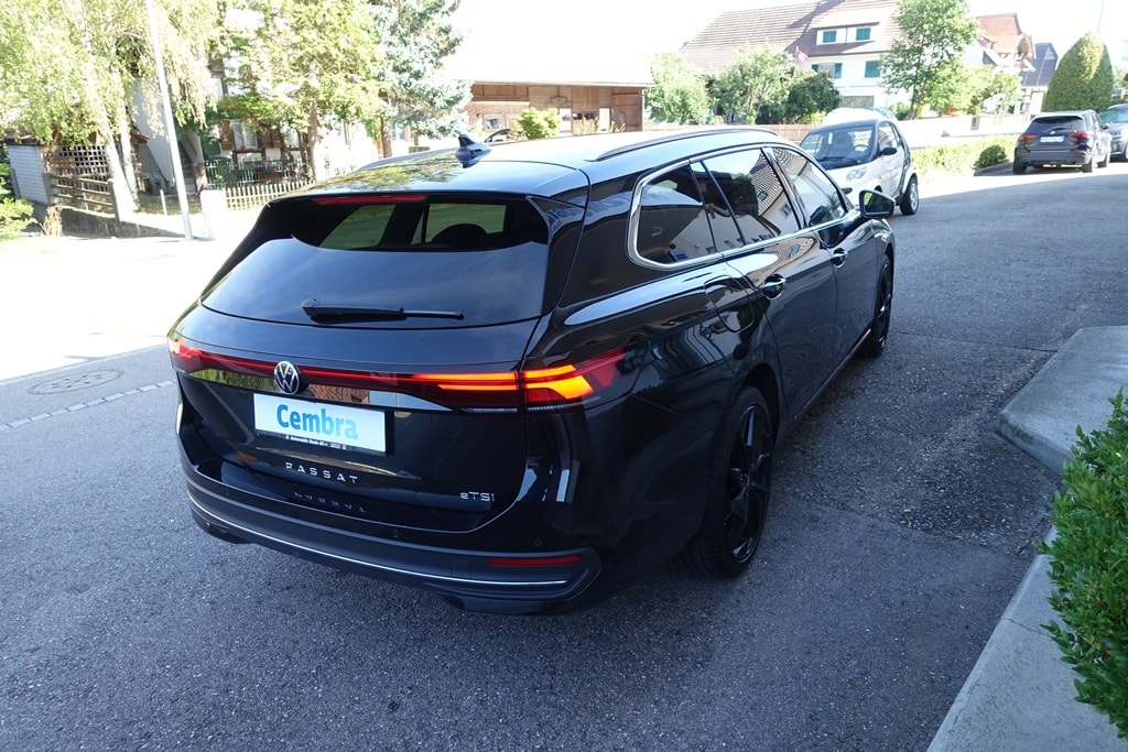 VW Passat Variant 1.5 eTSI evo2 Business DSG-image-3