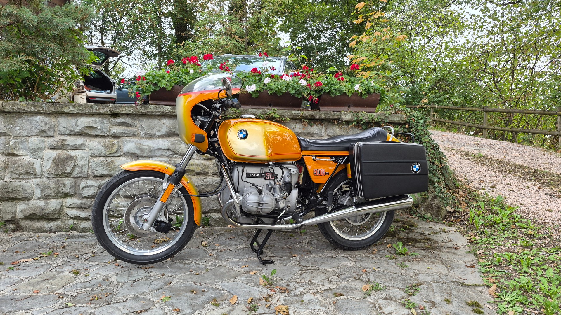 BMW R 90S-image-1