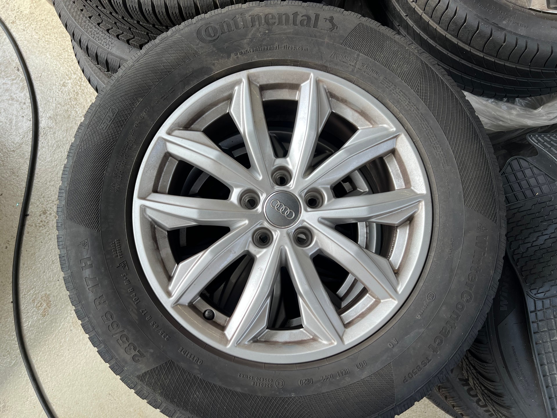 AUDI Q5 50 TFSI e quattro-image-14