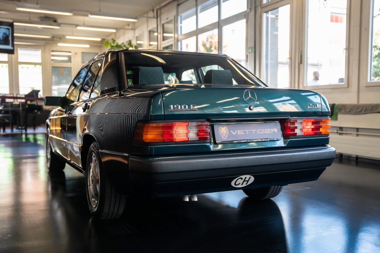 MERCEDES-BENZ 190 E 2.3 Primavera Automatic-showroom-element-3