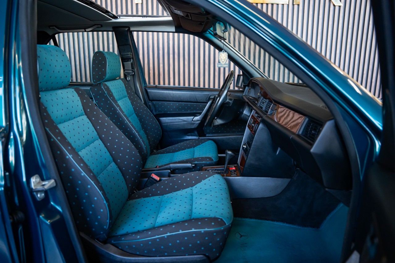MERCEDES-BENZ 190 E 2.3 Primavera Automatic-image-14