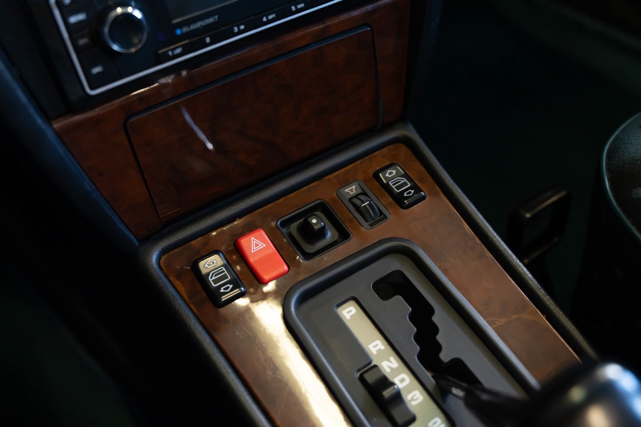 MERCEDES-BENZ 190 E 2.3 Primavera Automatic-image-24