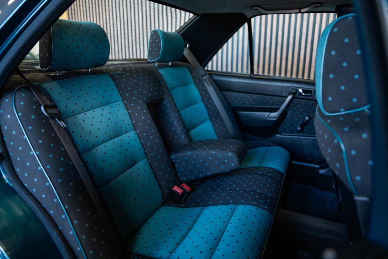 MERCEDES-BENZ 190 E 2.3 Primavera Automatic-image-17