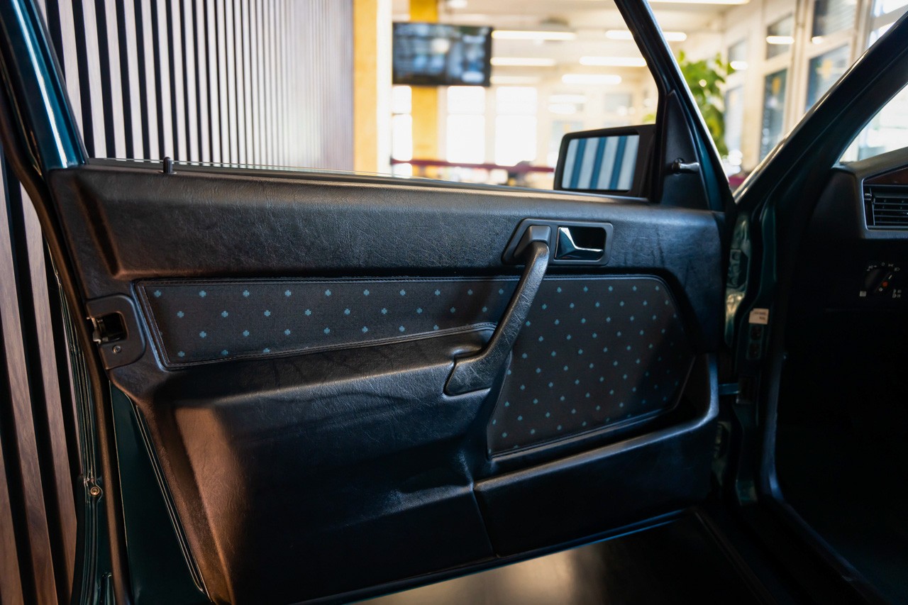 MERCEDES-BENZ 190 E 2.3 Primavera Automatic-image-19