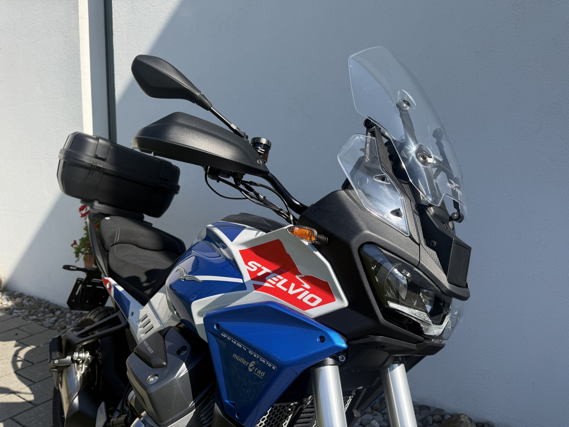 MOTO GUZZI Stelvio Duecento Tributo-image-2