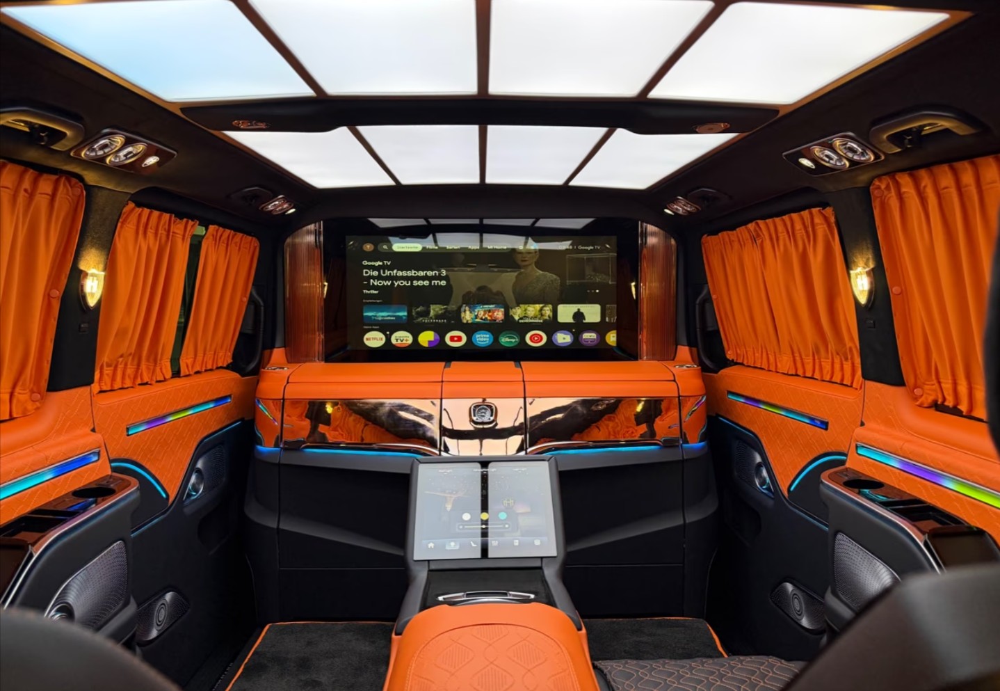 MERCEDES-BENZ V 300 d Extra-Lang 4matic Exclusive FALCON ST. MORITZ V.I.P-showroom-element-1