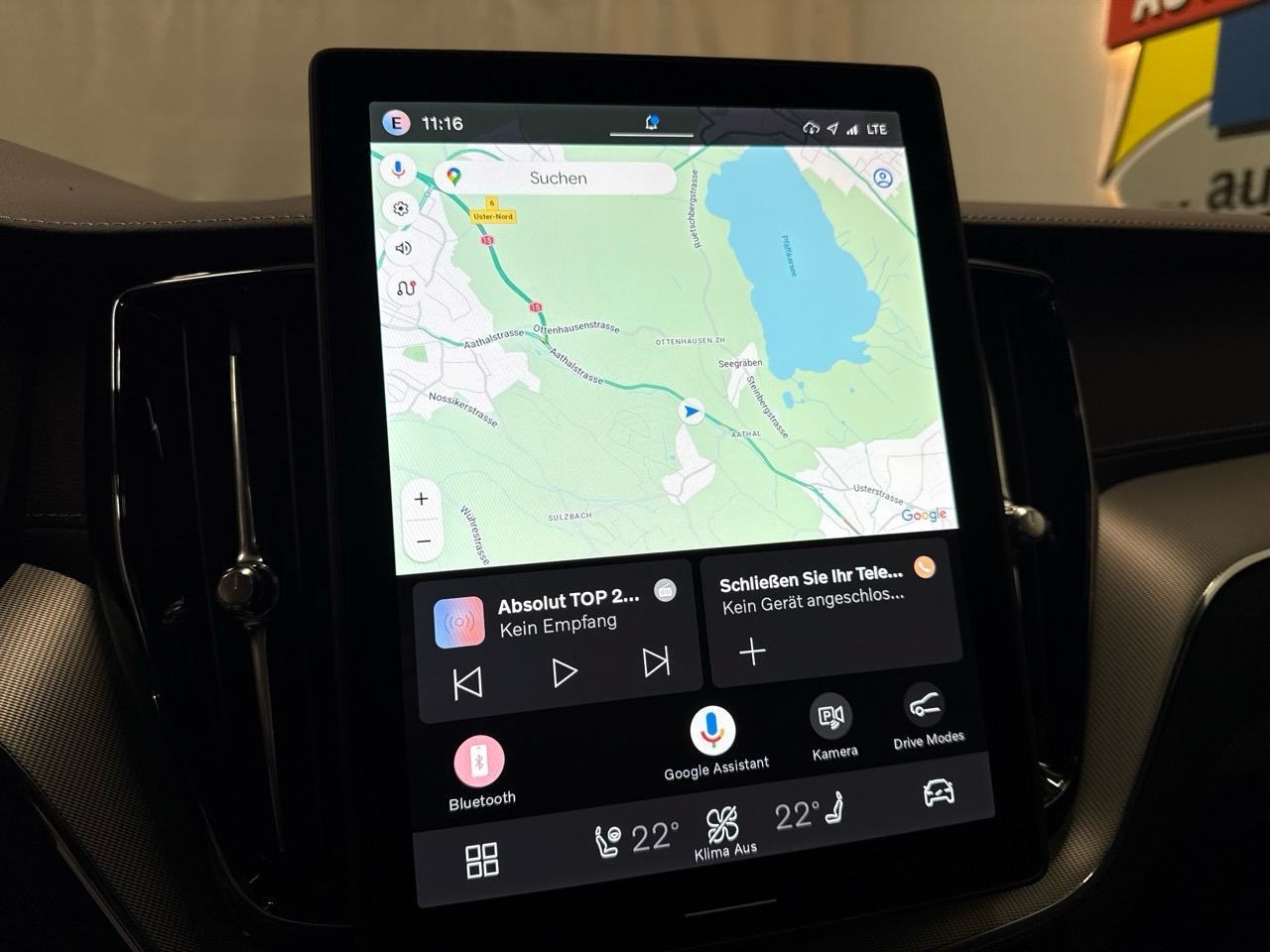 VOLVO XC60 T8 eAWD PluginHybrid Black Edition Geartronic-image-9