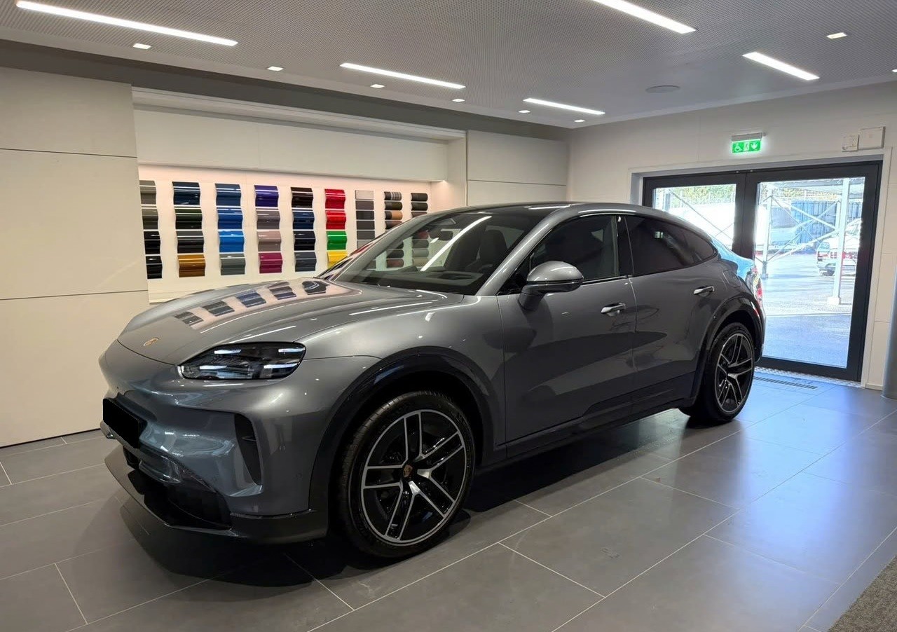 PORSCHE Cayenne Coupe Electric 113 kWh