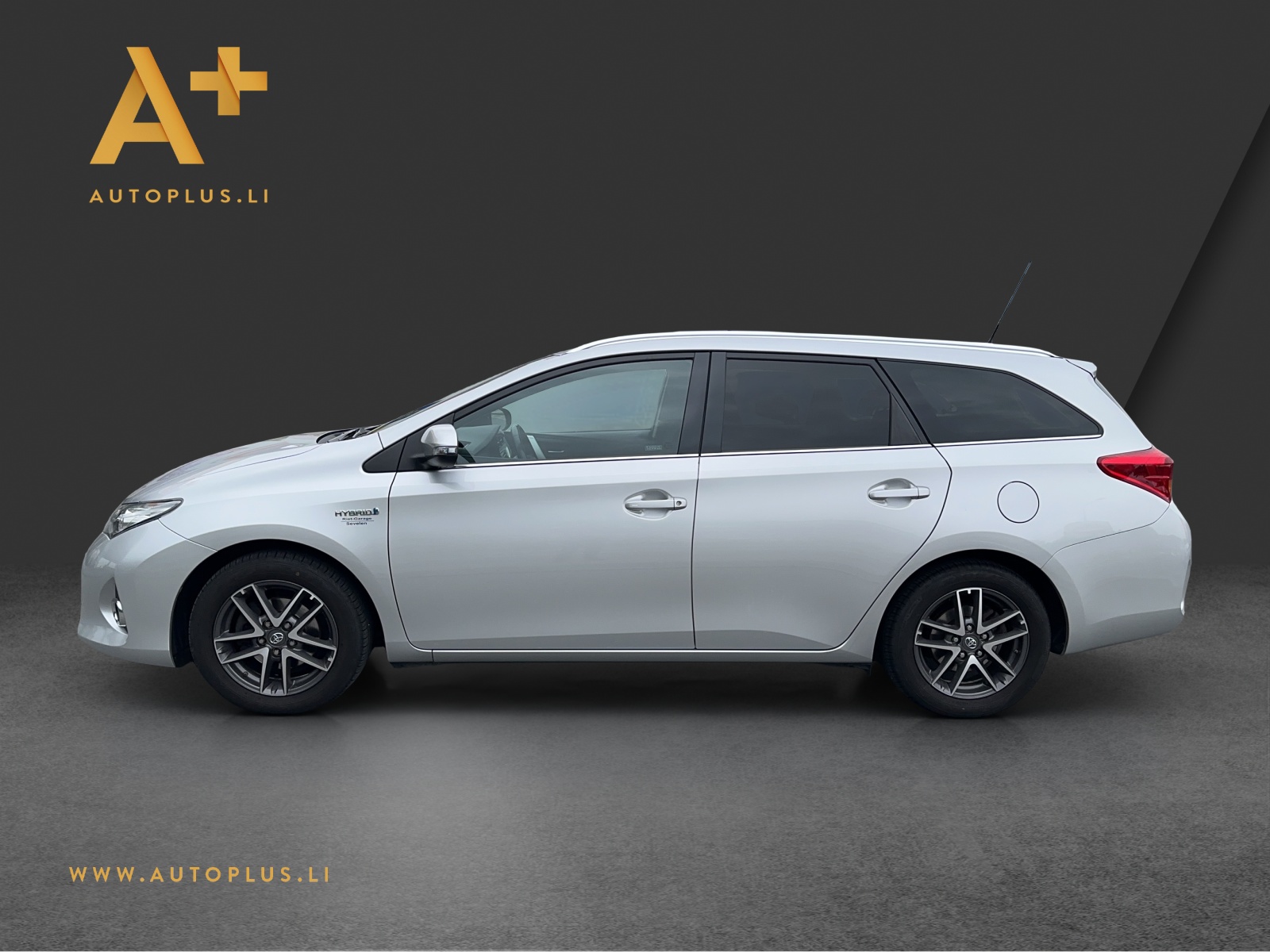TOYOTA Auris Touring Sports 1.8 16V HSD Linea Trend-image-2