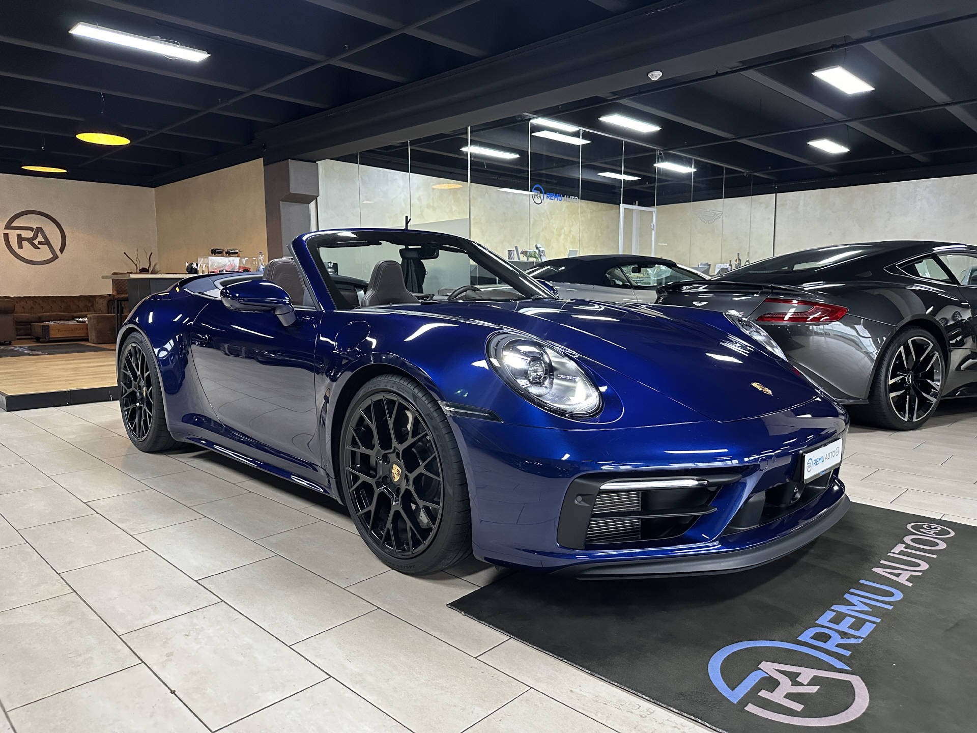 PORSCHE 911 Carrera GTS Cabriolet PDK