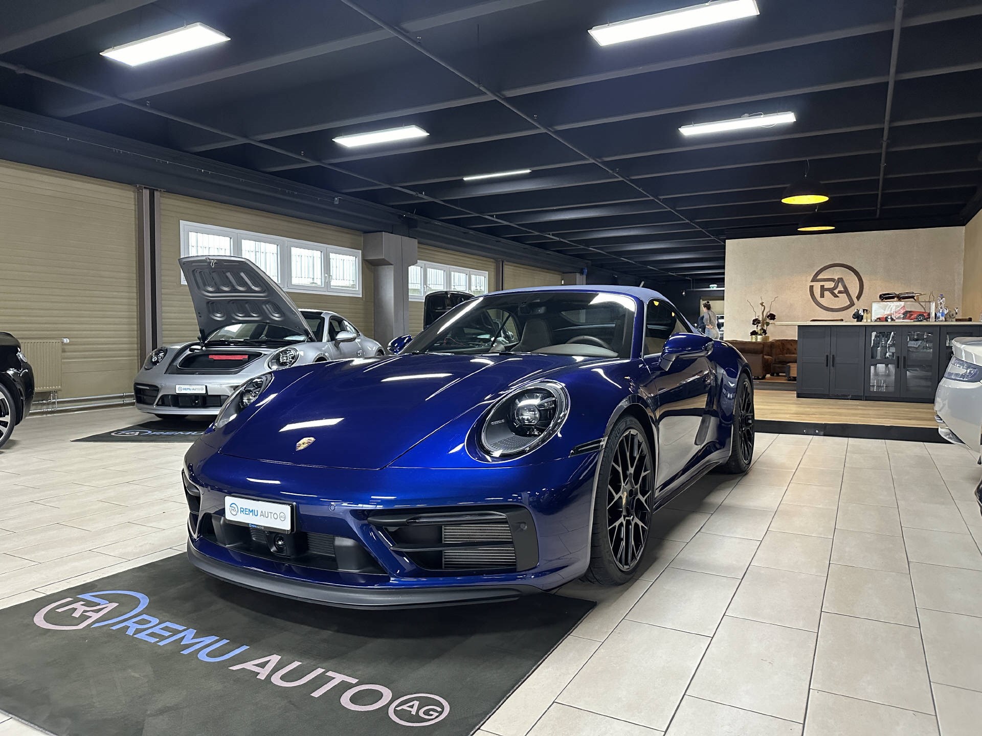 PORSCHE 911 Carrera GTS Cabriolet PDK-image-14