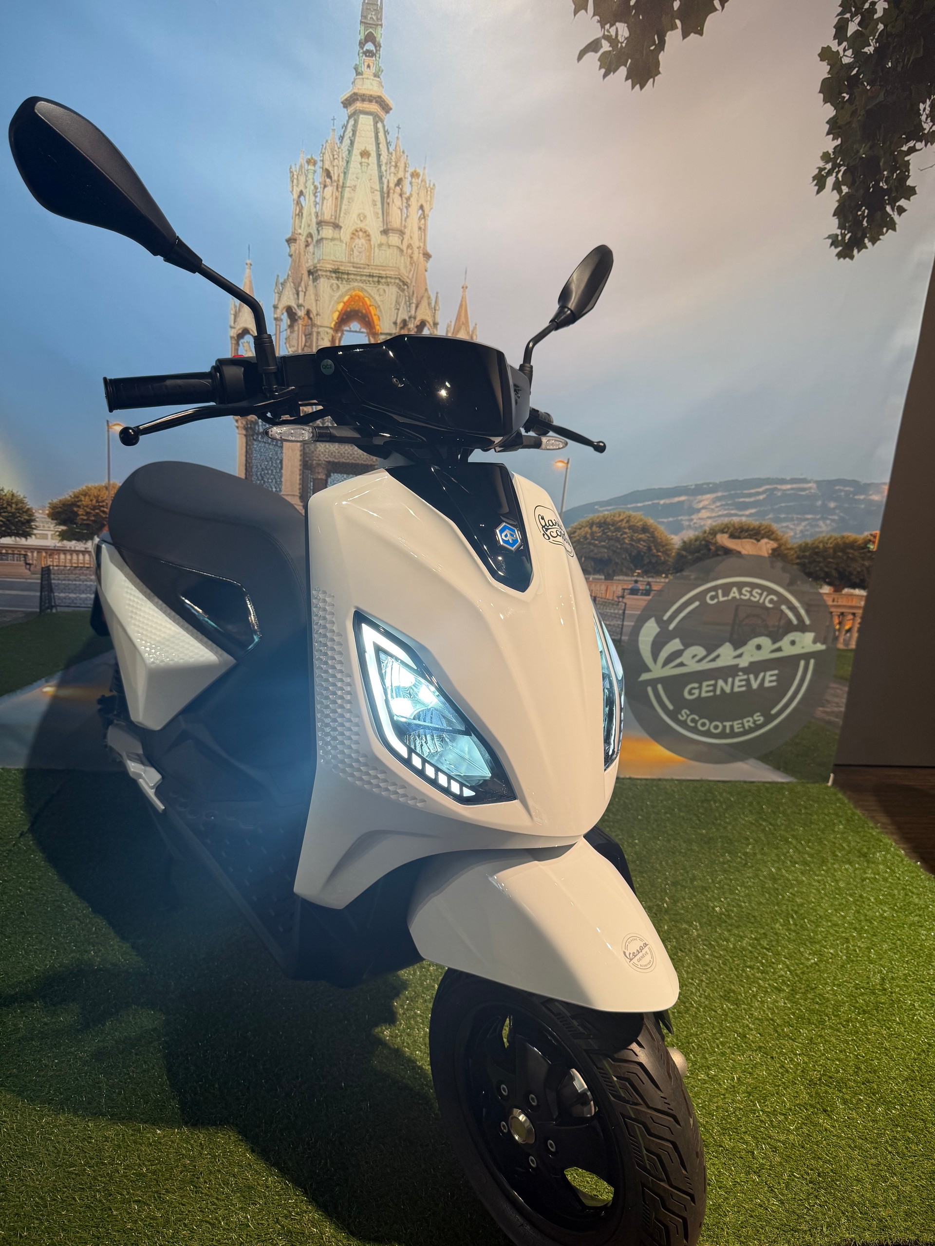 PIAGGIO Piaggio 1 plus 45km/h Full Electric-image-5