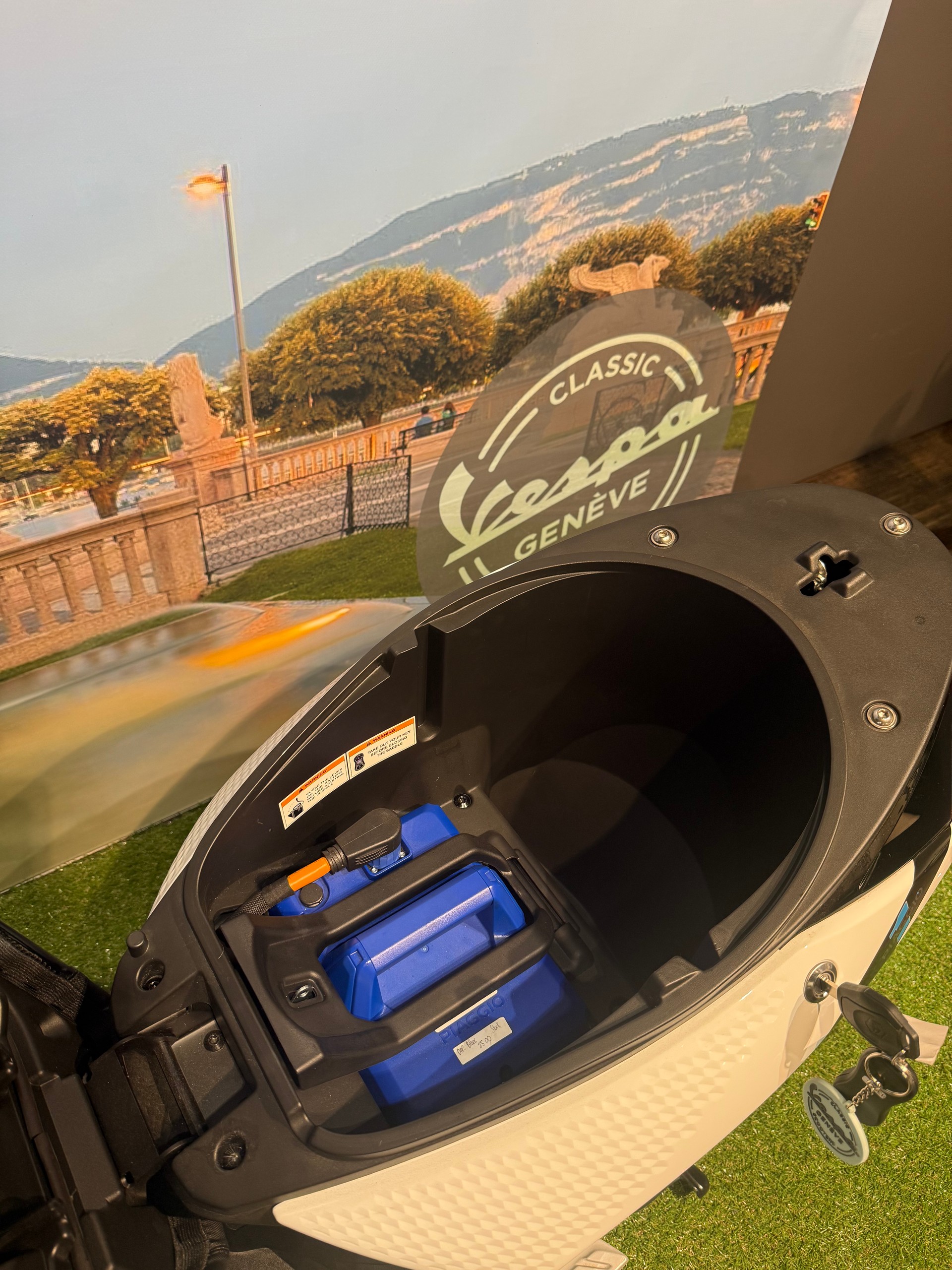 PIAGGIO Piaggio 1 plus 45km/h Full Electric-image-9