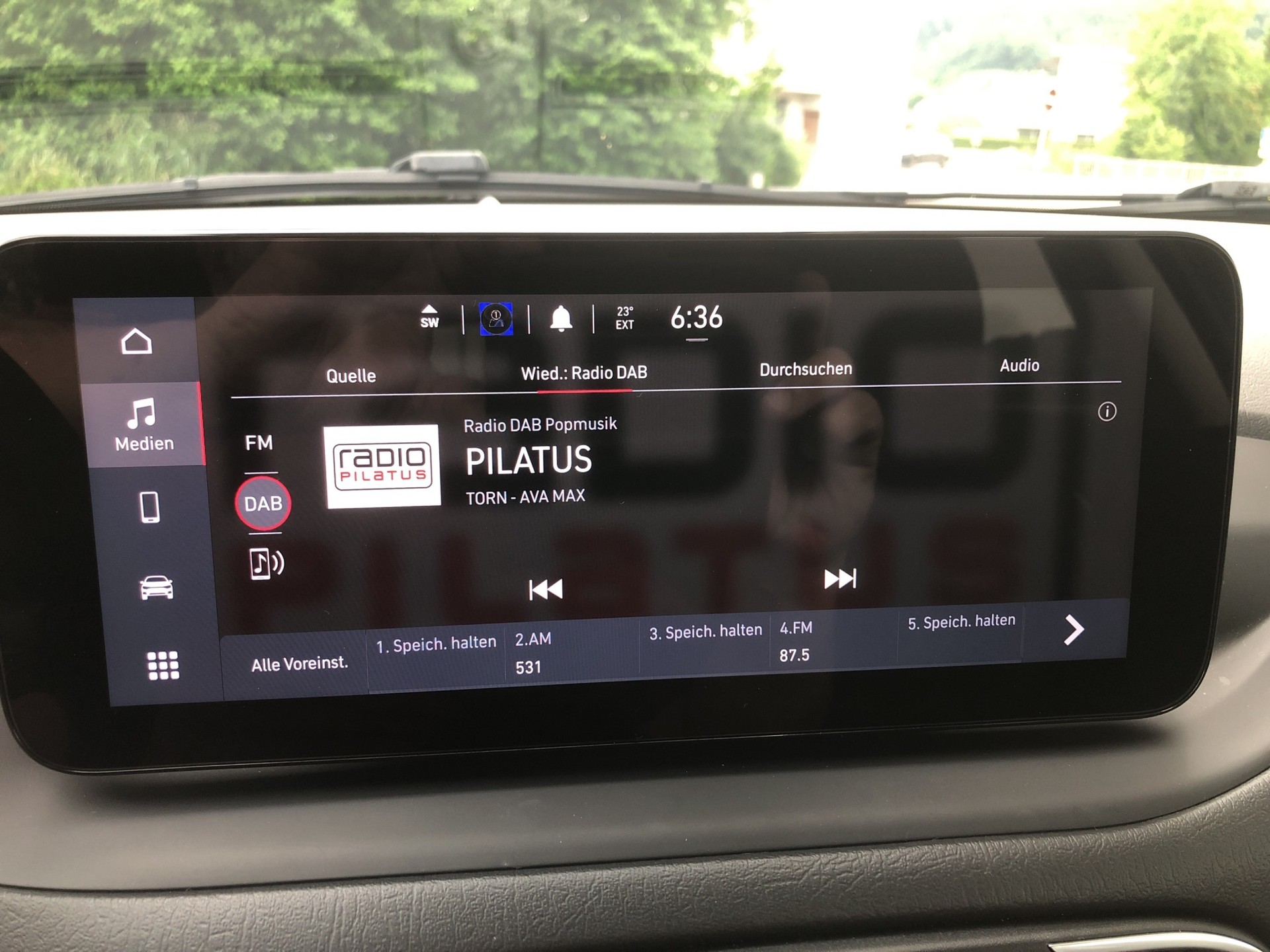 FIAT Tipo 1.5 Hybrid Station Wagon Swiss Edition Cross-image-12